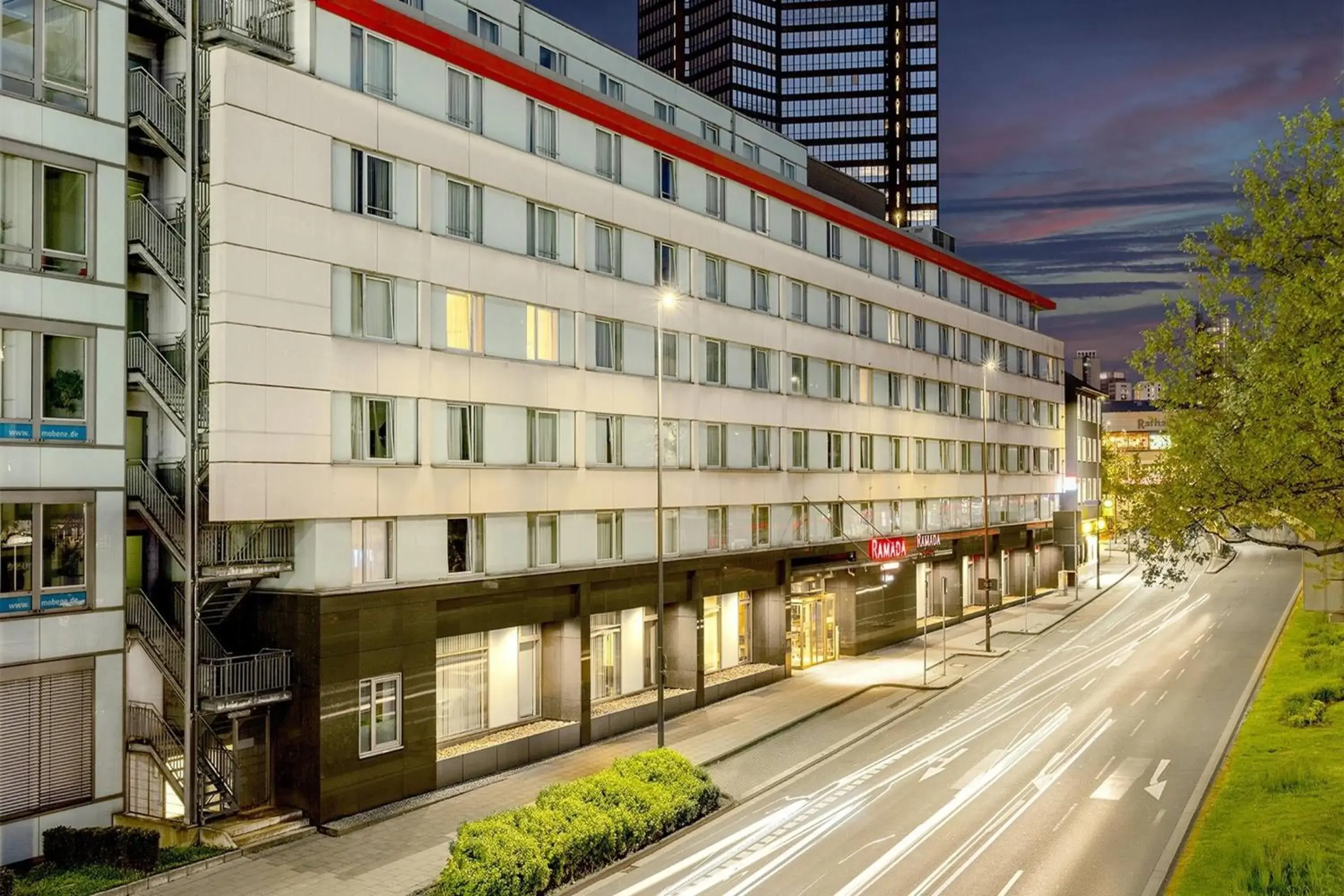 Property building in Ramada by Wyndham Essen Property building in Ramada by Wyndham Essen