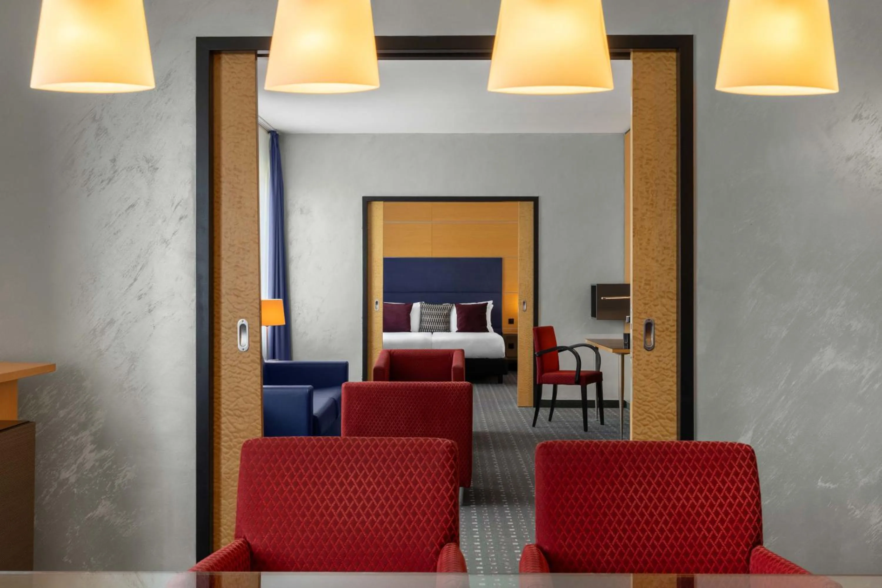 Photo of the whole room, Bed in Ramada by Wyndham Essen