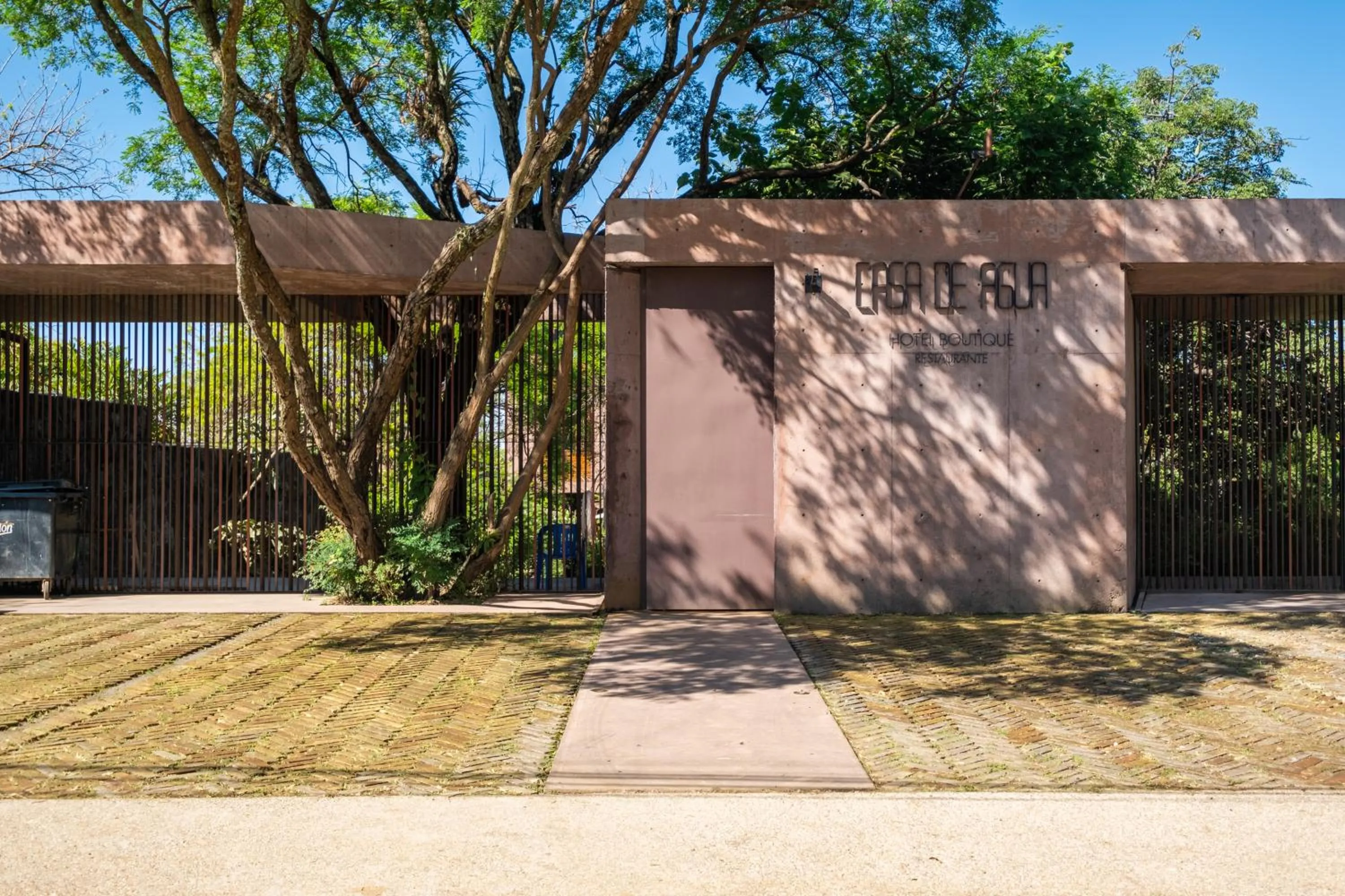Parking in Casa de Agua
