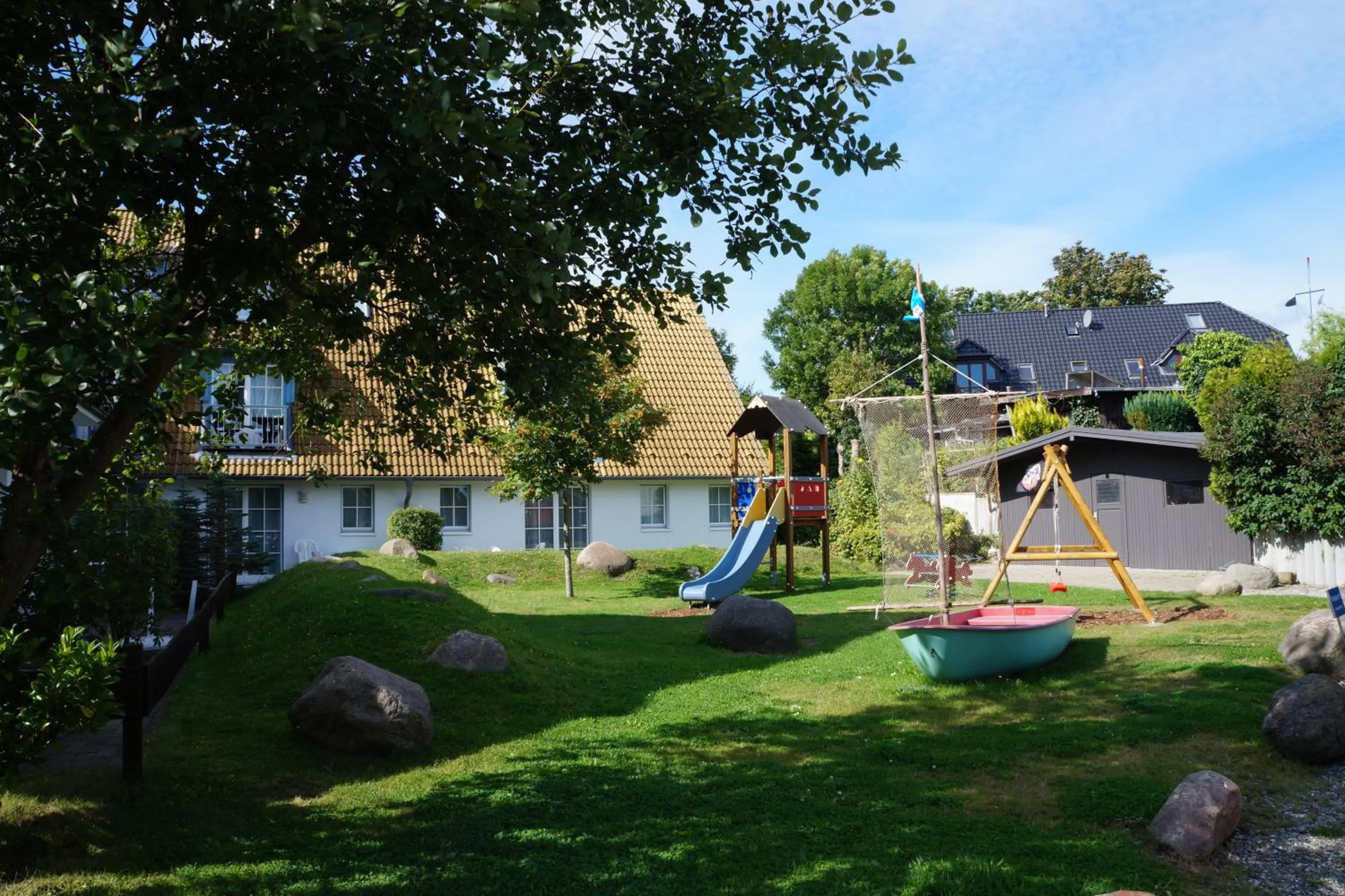 Children play ground in Hotel- & Ferienanlage Kapitäns-Häuser Breege