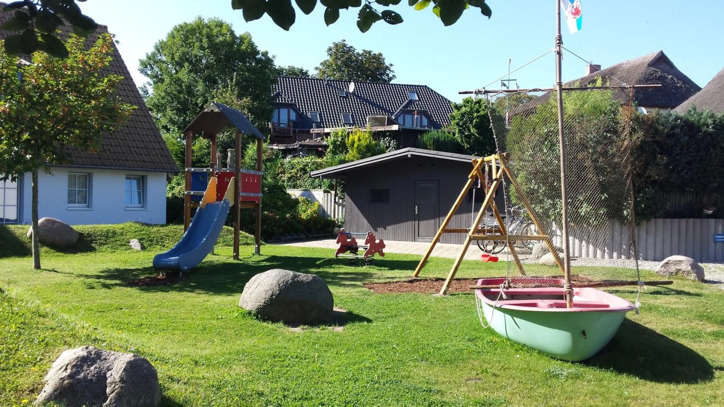 Day in Hotel- & Ferienanlage Kapitäns-Häuser Breege