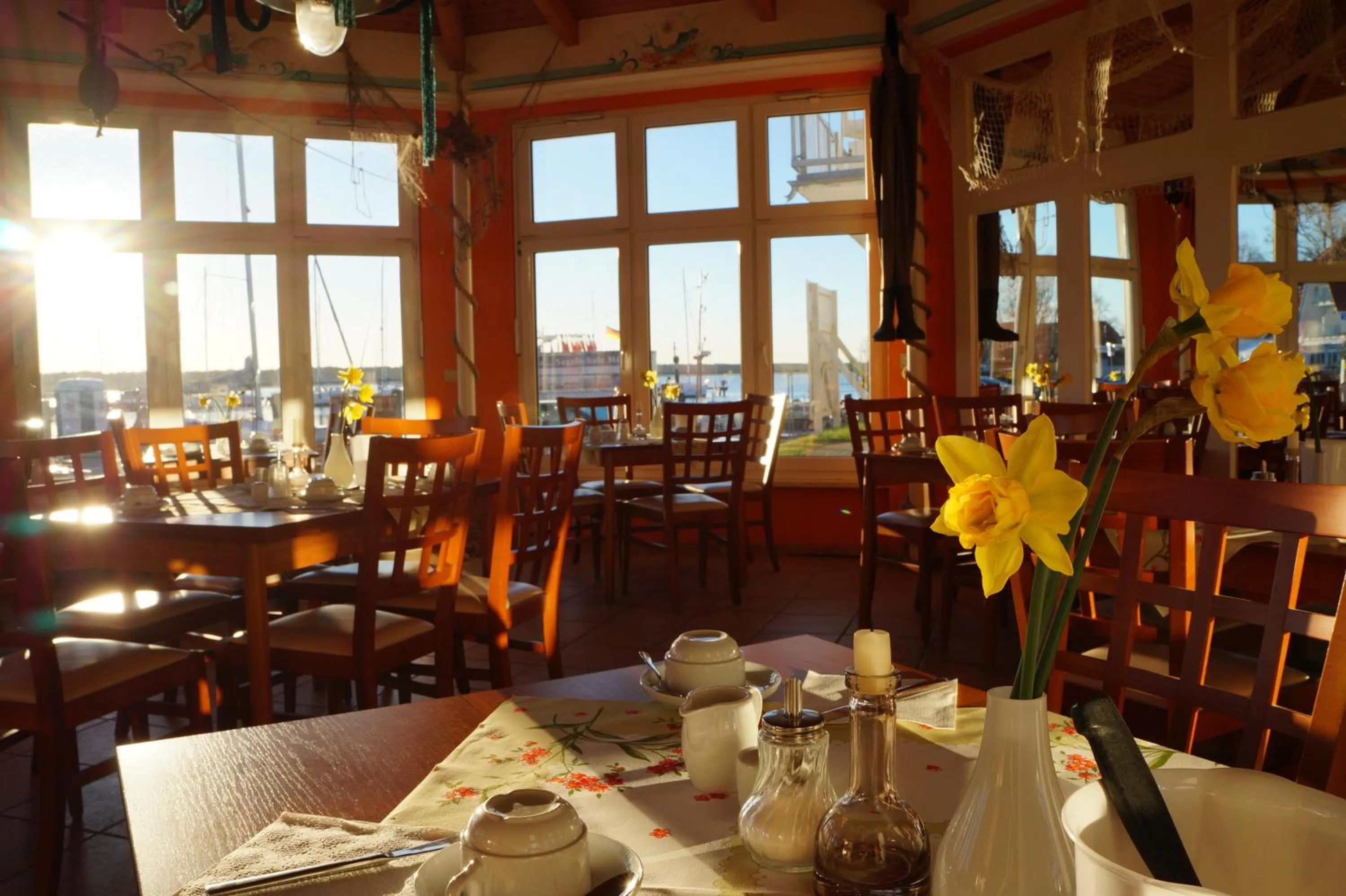 Restaurant/places to eat in Hotel- & Ferienanlage Kapitäns-Häuser Breege