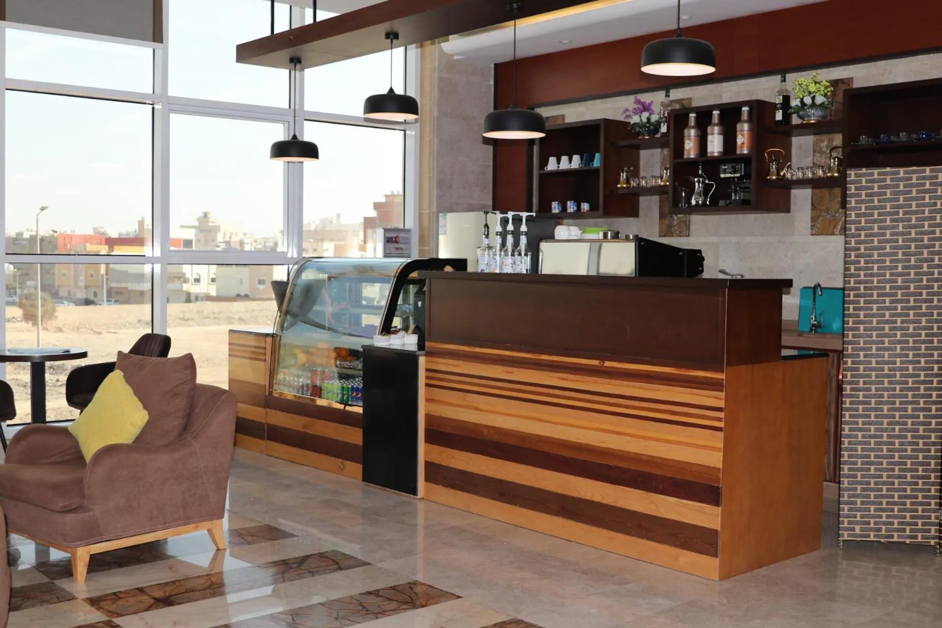 Restaurant/places to eat in فندق درة الرؤية