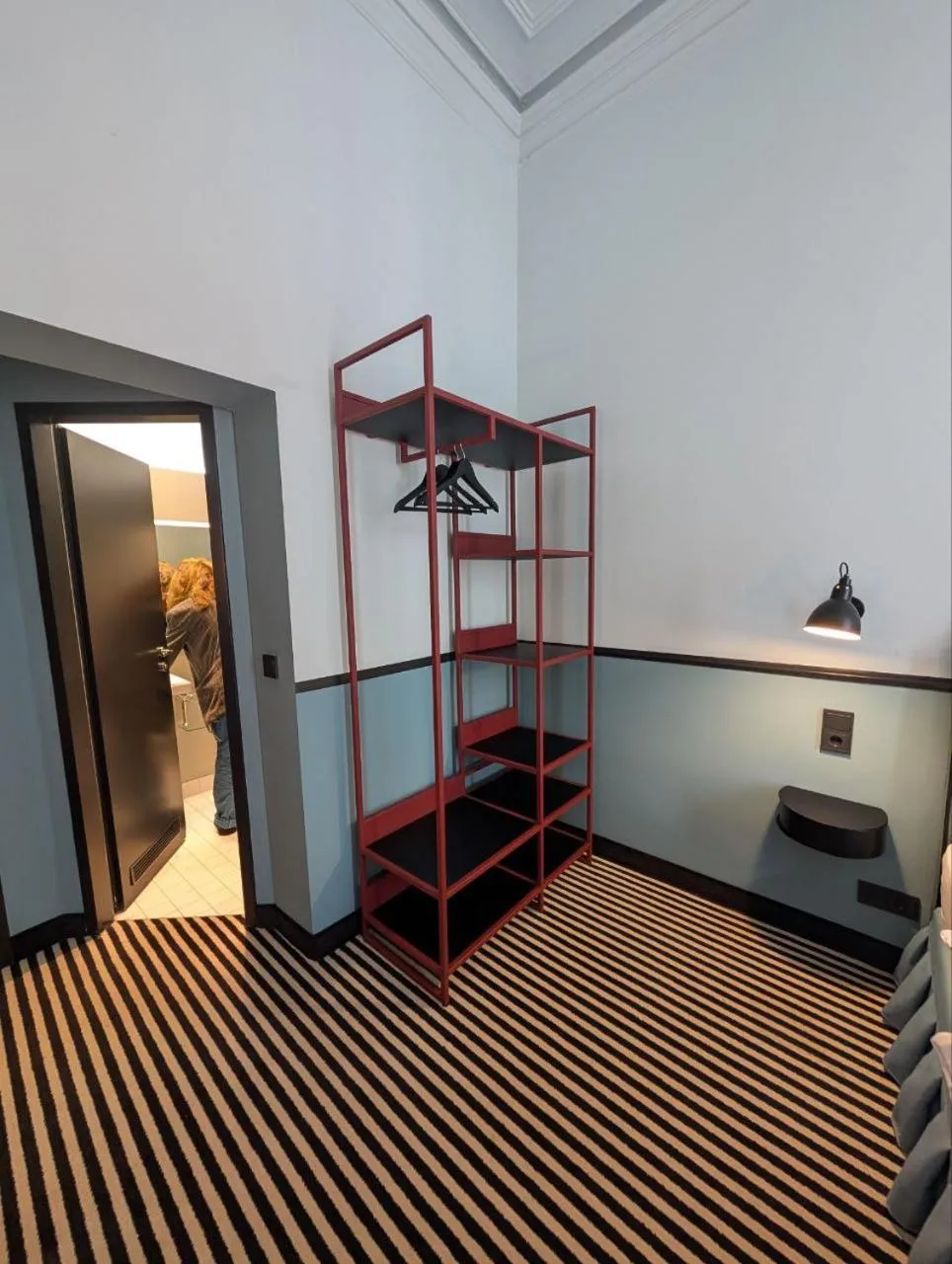 Photo of the whole room, Bed in Aussen Alster Hotel