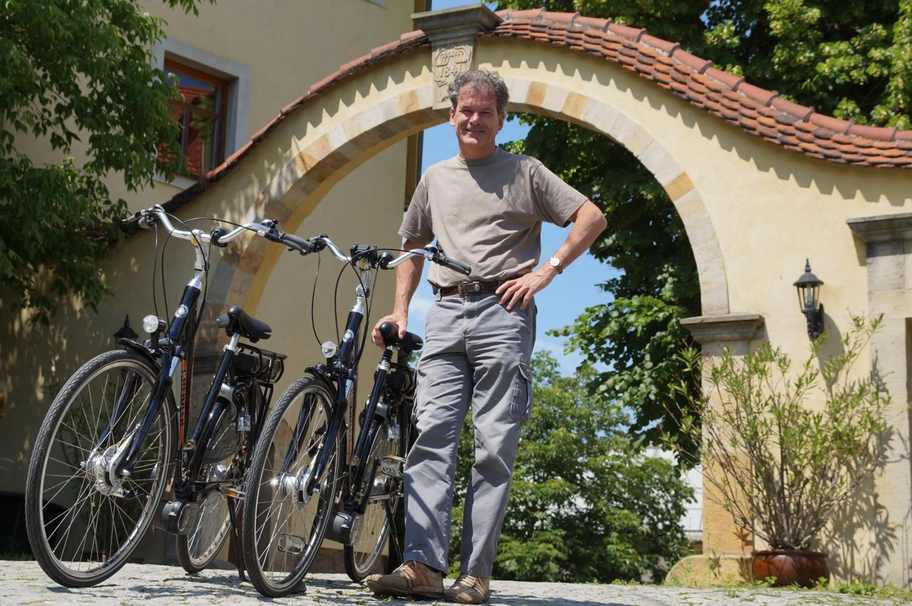 Facade/entrance in Landhotel Gut Wildberg mit Sauna