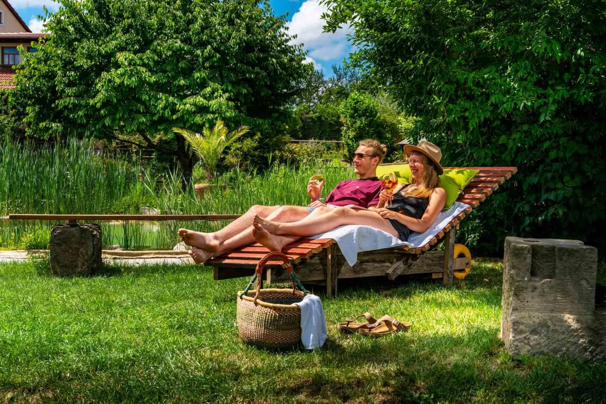 Garden in Landhotel Gut Wildberg mit Sauna