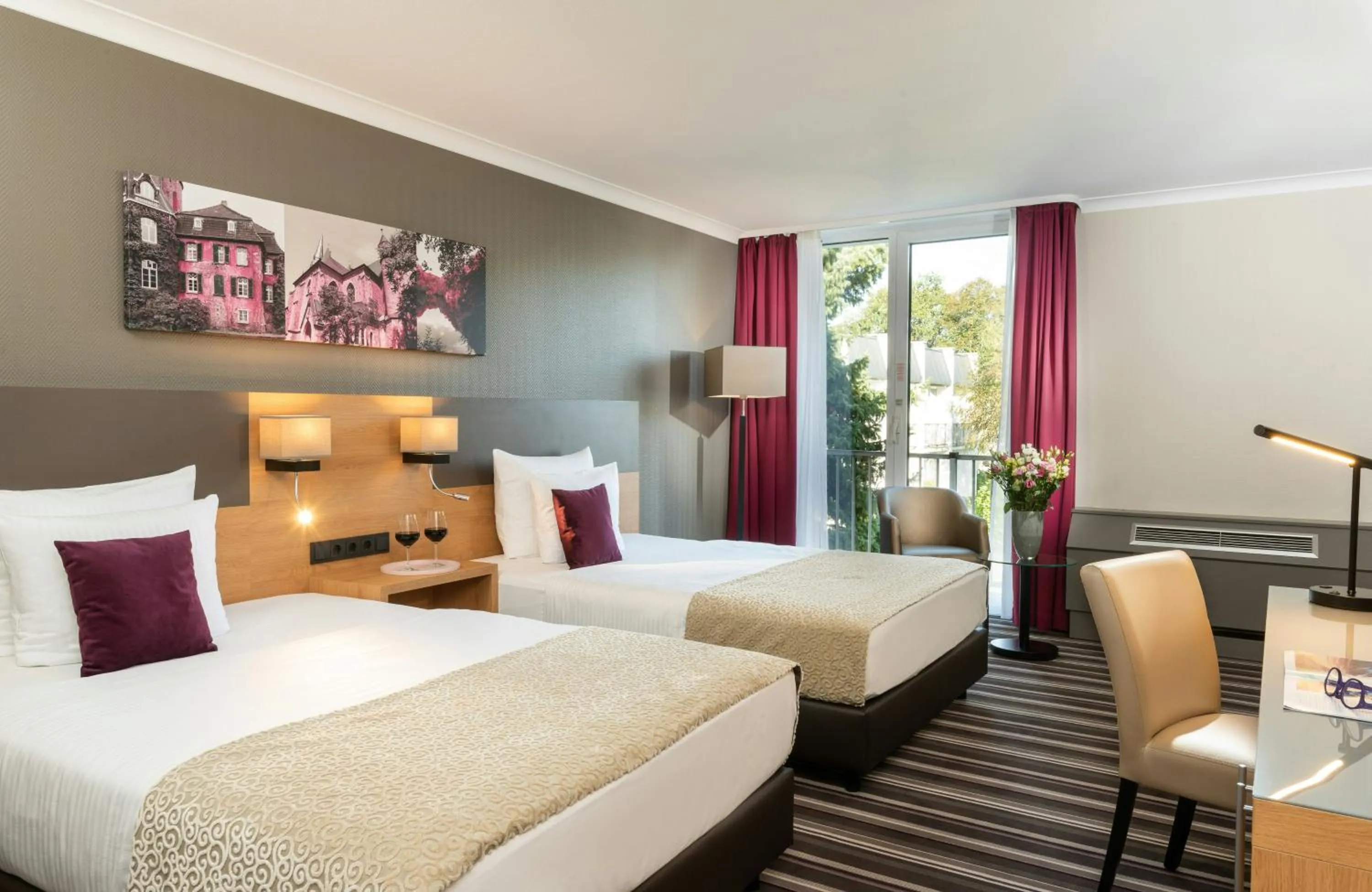 Bedroom, Bed in Leonardo Hotel Düsseldorf Airport Ratingen