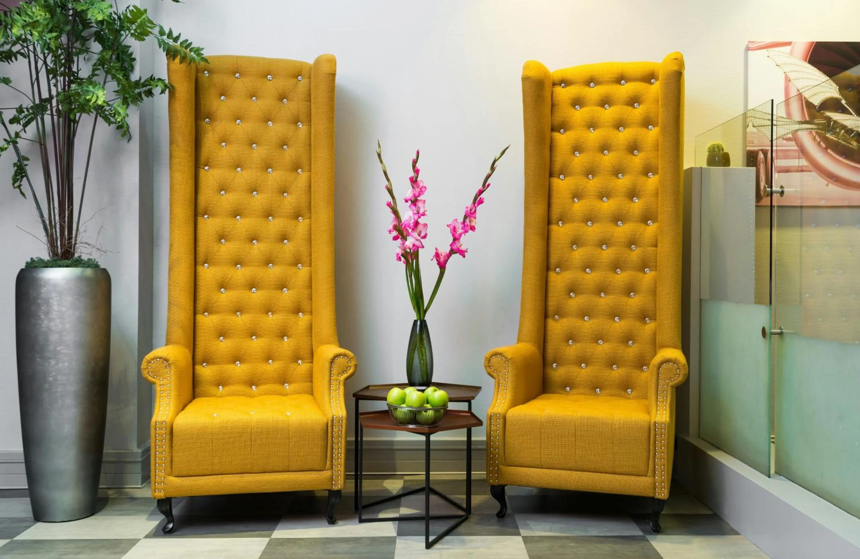 Lobby or reception in Leonardo Hotel Düsseldorf Airport Ratingen