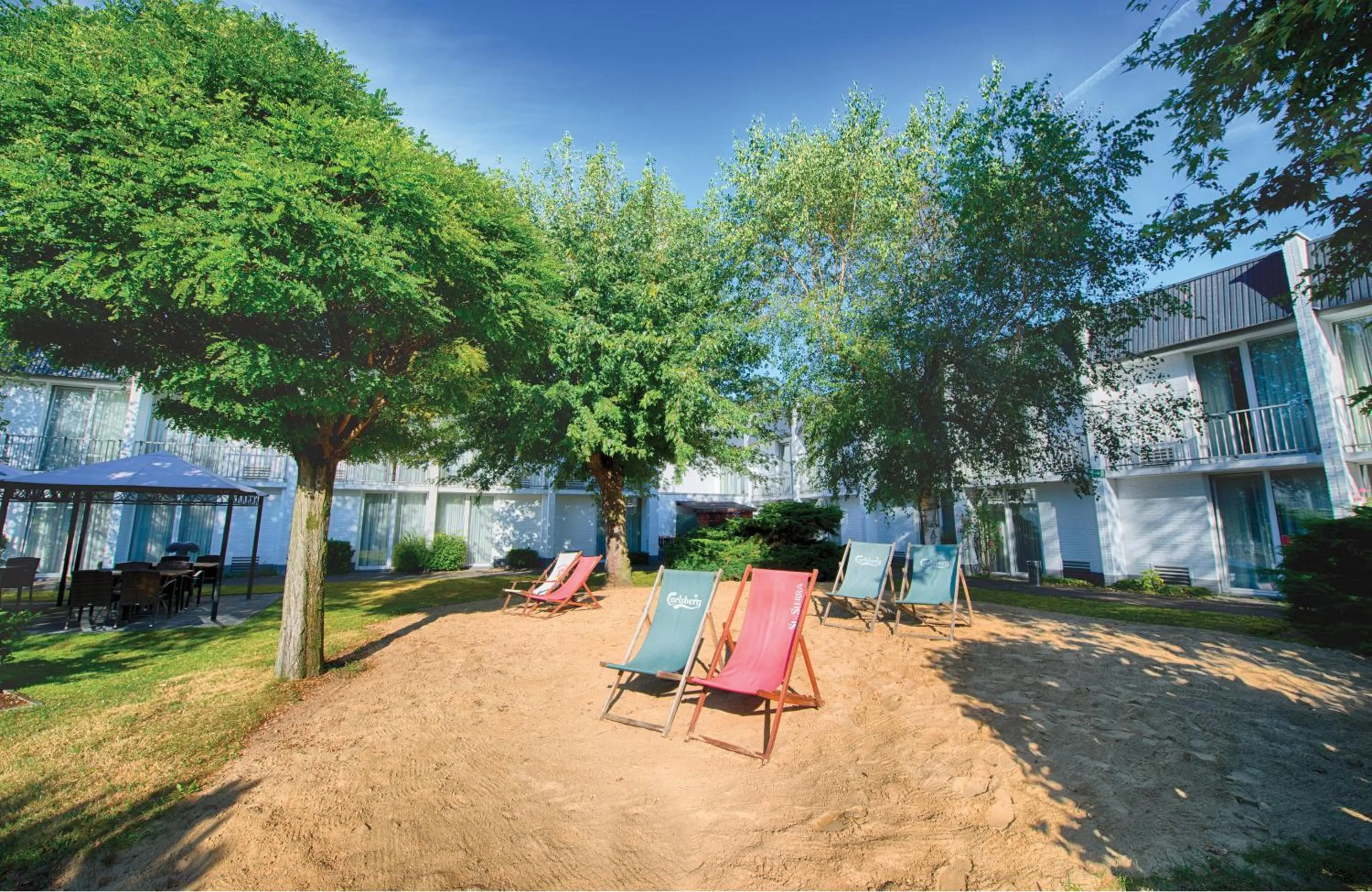 Garden in Leonardo Hotel Düsseldorf Airport Ratingen
