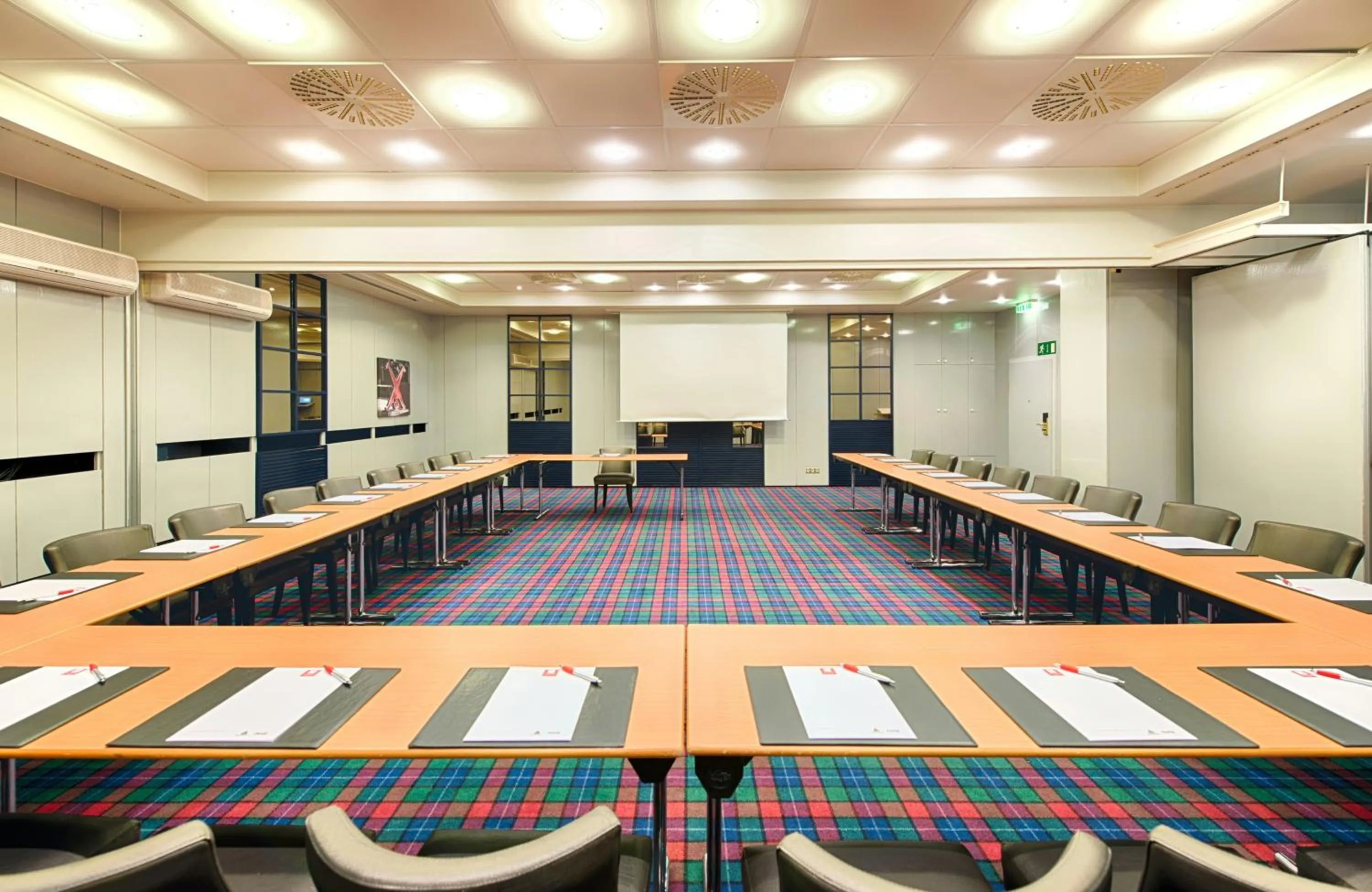 Meeting/conference room in Leonardo Royal Hotel Düsseldorf Königsallee
