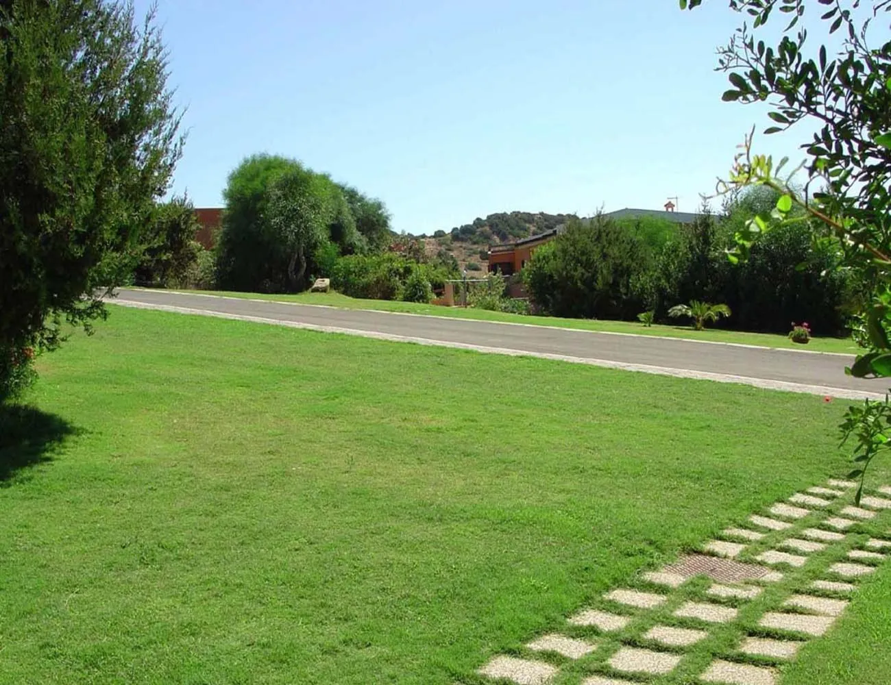 Garden view in Residence la Chimera