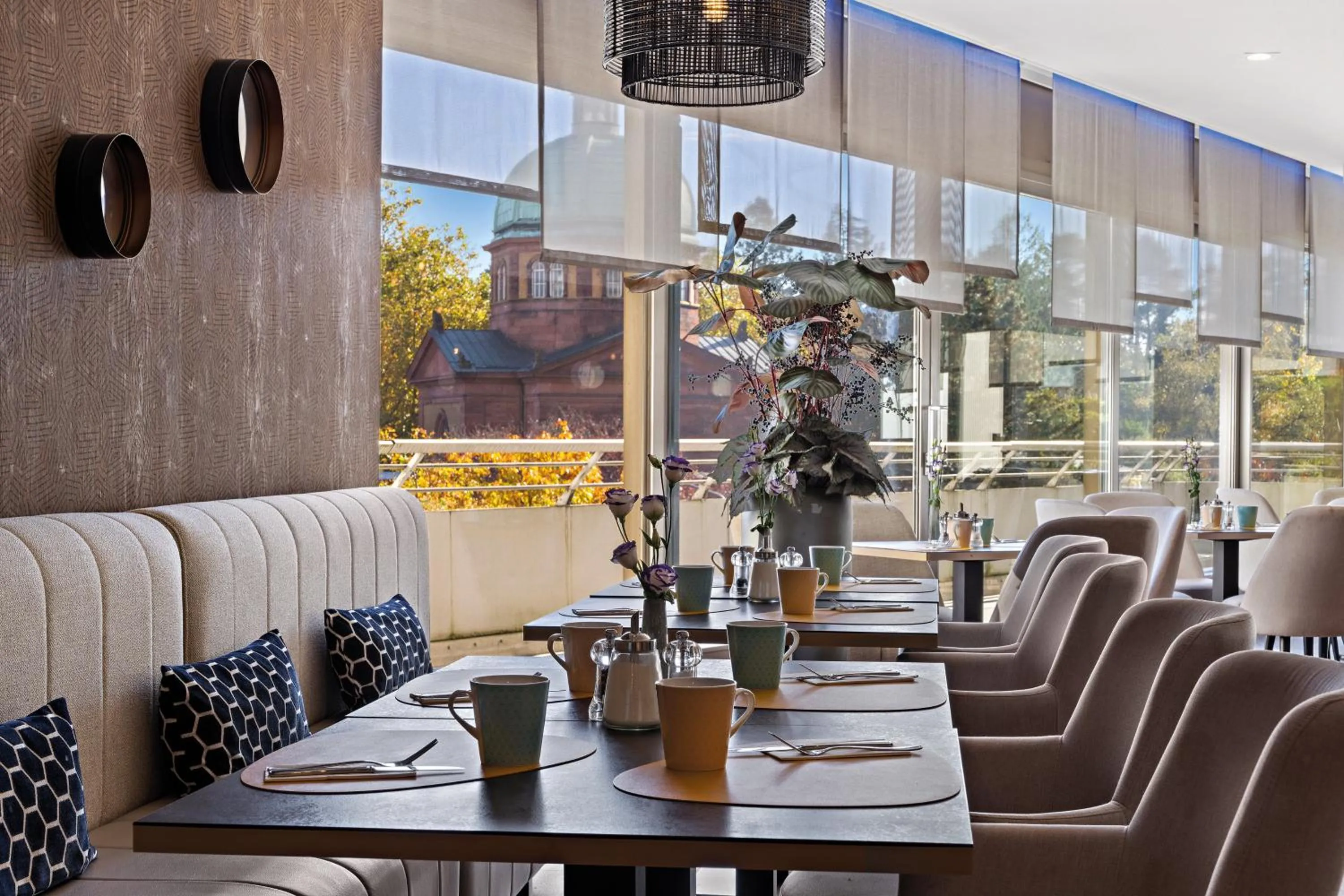 Breakfast in Leonardo Royal Hotel Frankfurt