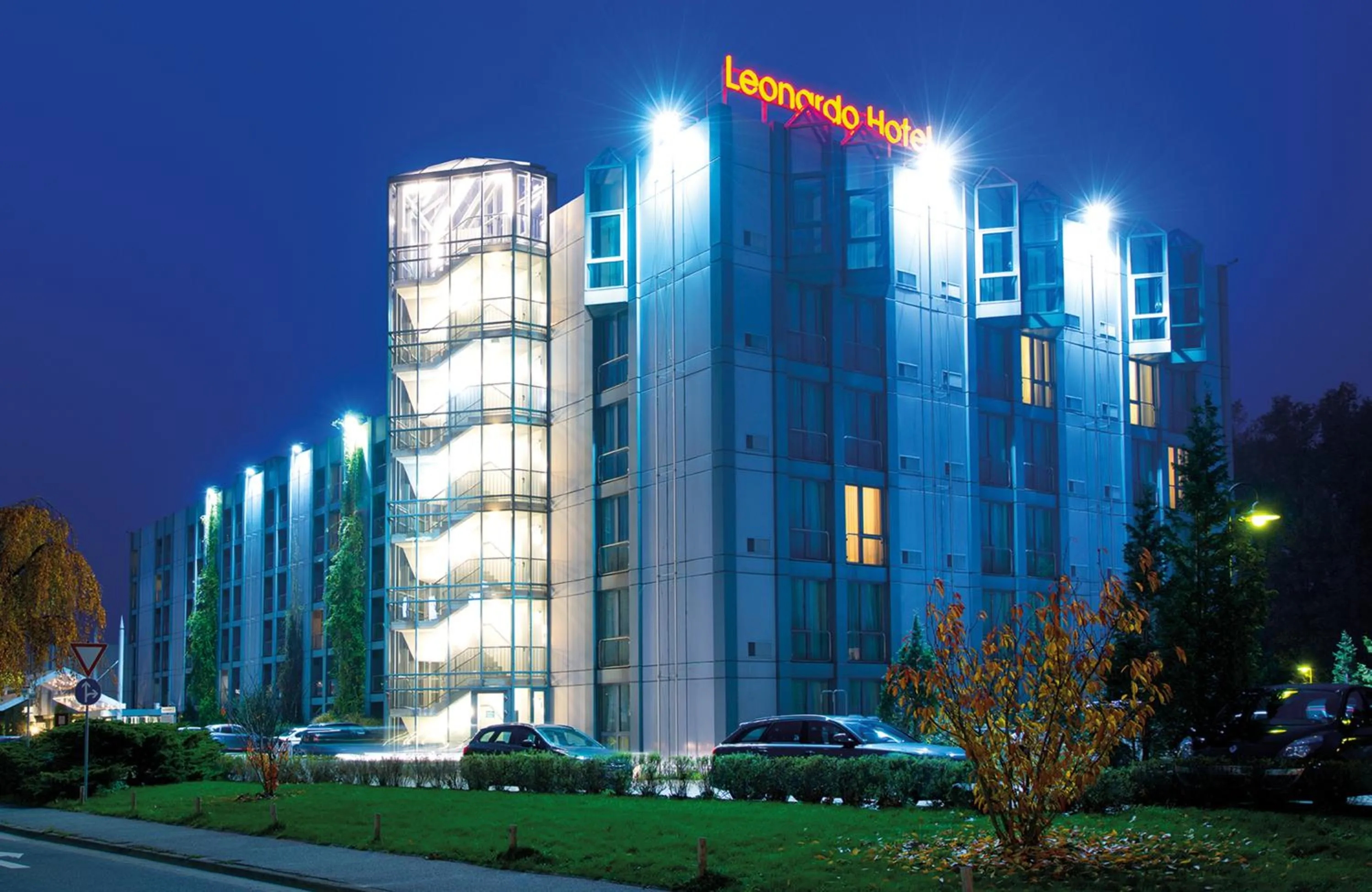 Property building in Leonardo Hotel Hannover Airport