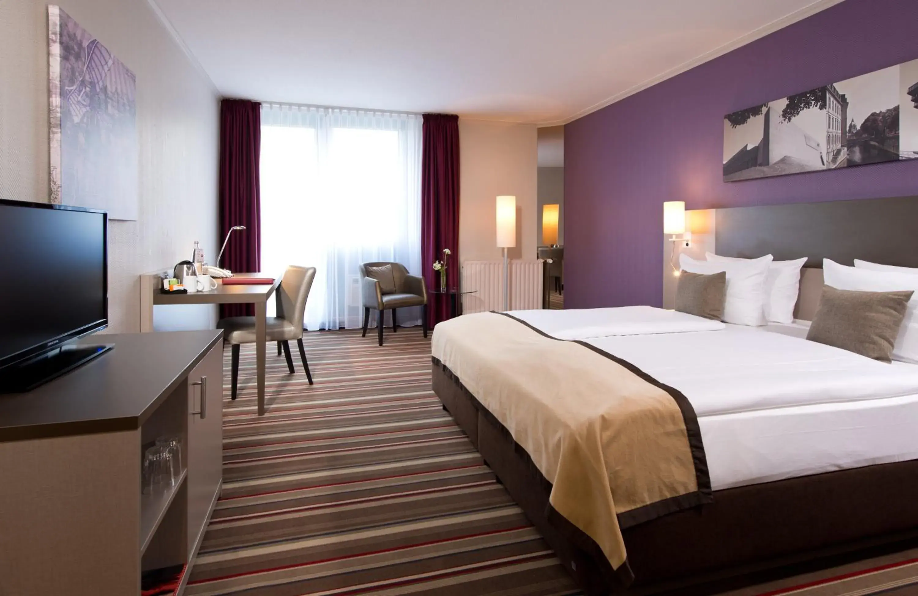 Comfort Twin Room in Leonardo Hotel Hannover Airport Comfort Twin Room in Leonardo Hotel Hannover Airport