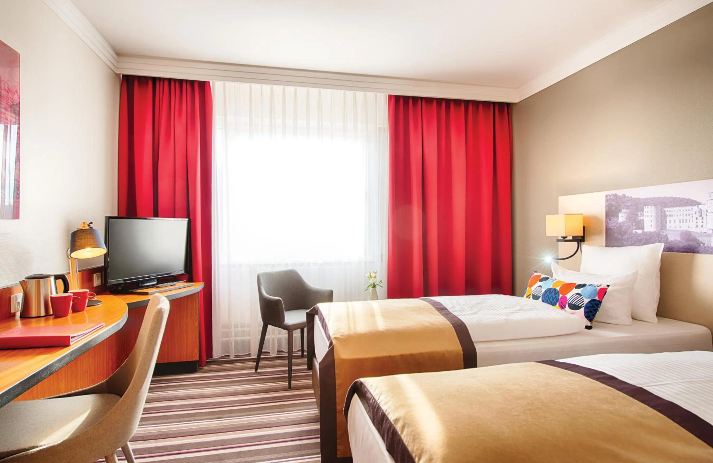 Bedroom, Bed in Leonardo Hotel Heidelberg