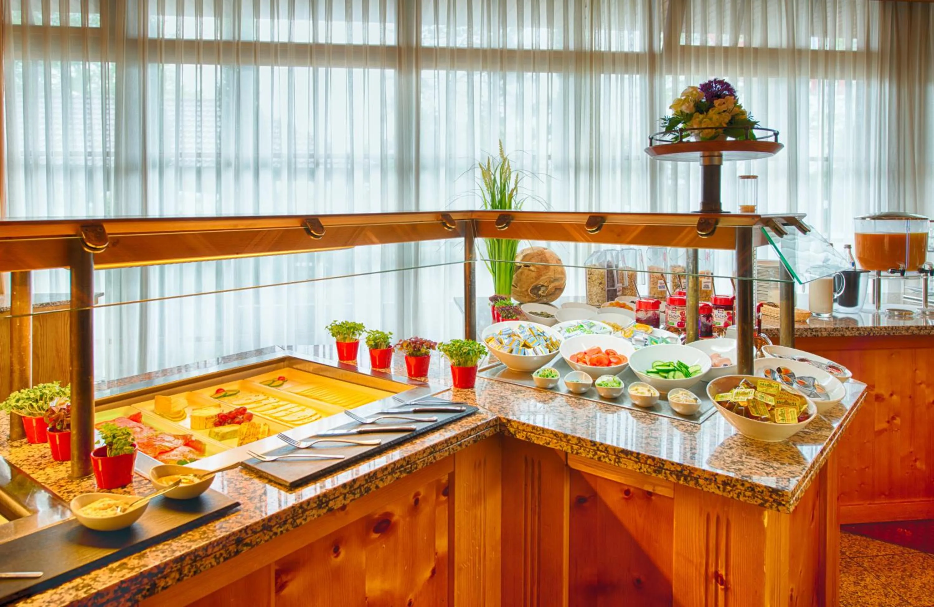 Buffet breakfast in Leonardo Hotel Heidelberg Walldorf