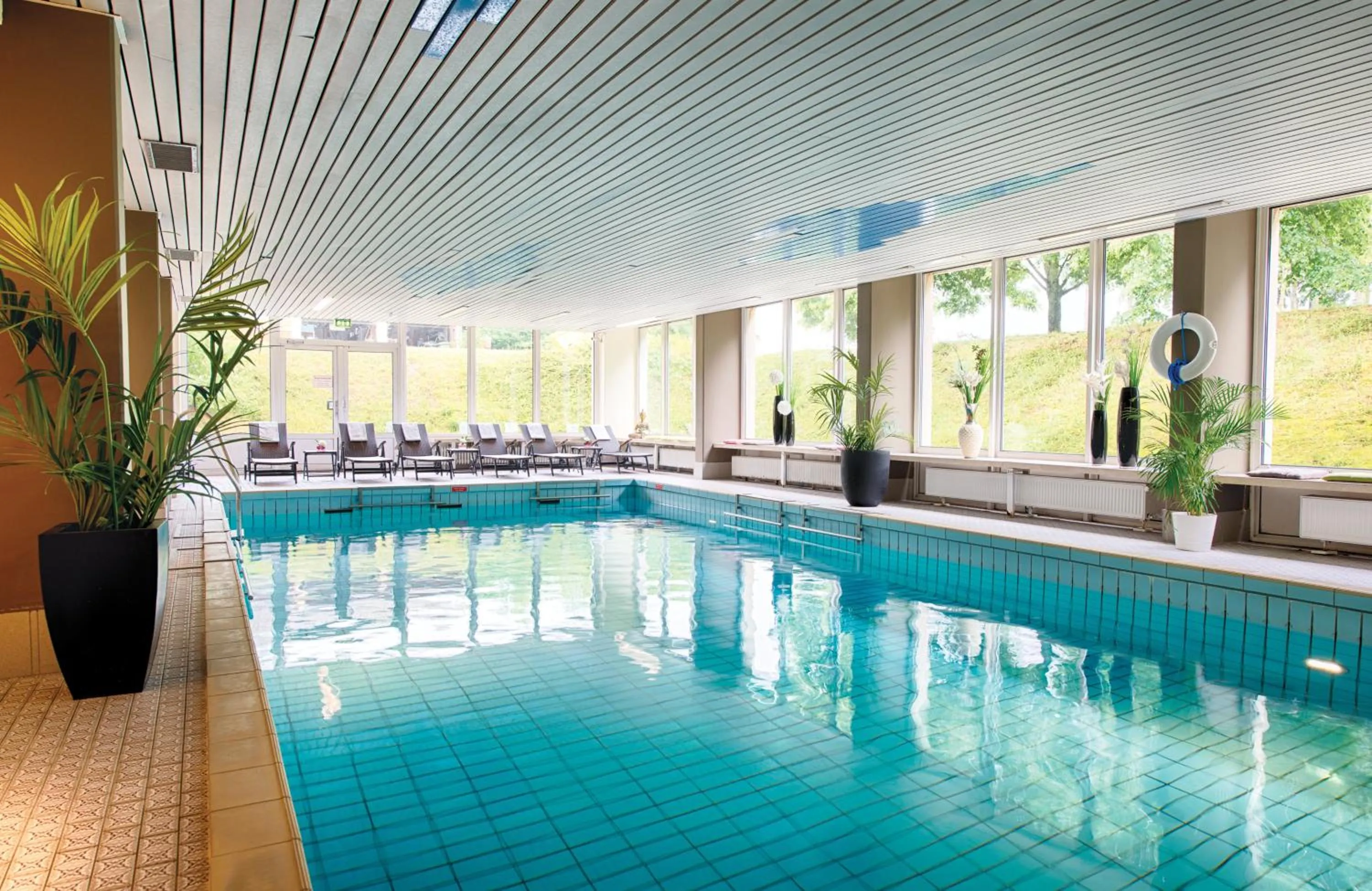 Swimming pool in Leonardo Hotel Heidelberg Walldorf