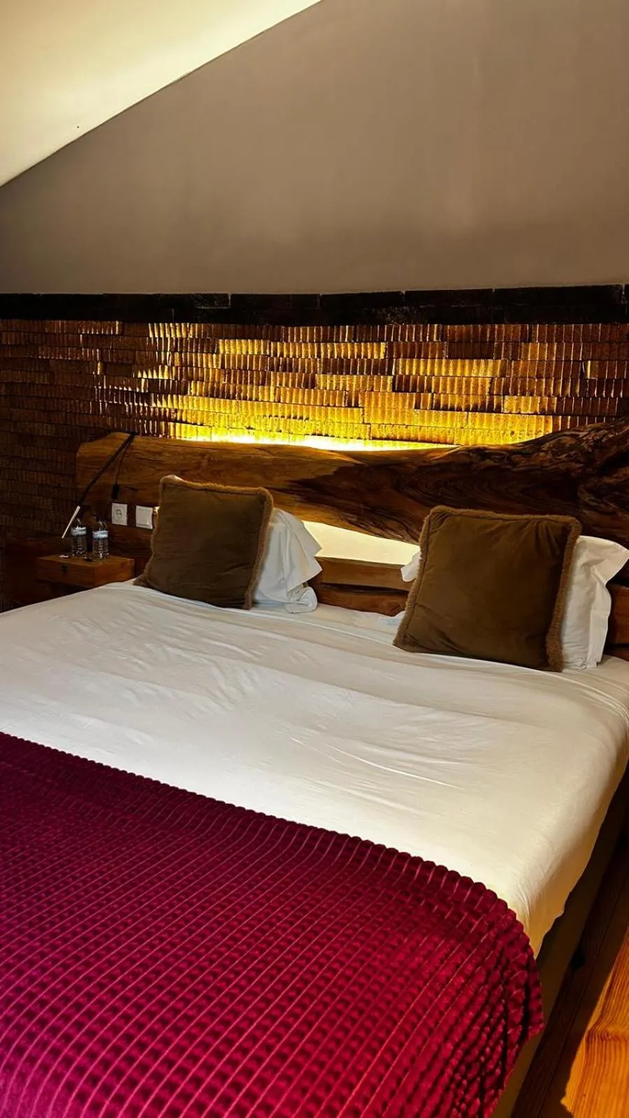 Bed in Feel at Home Guest House