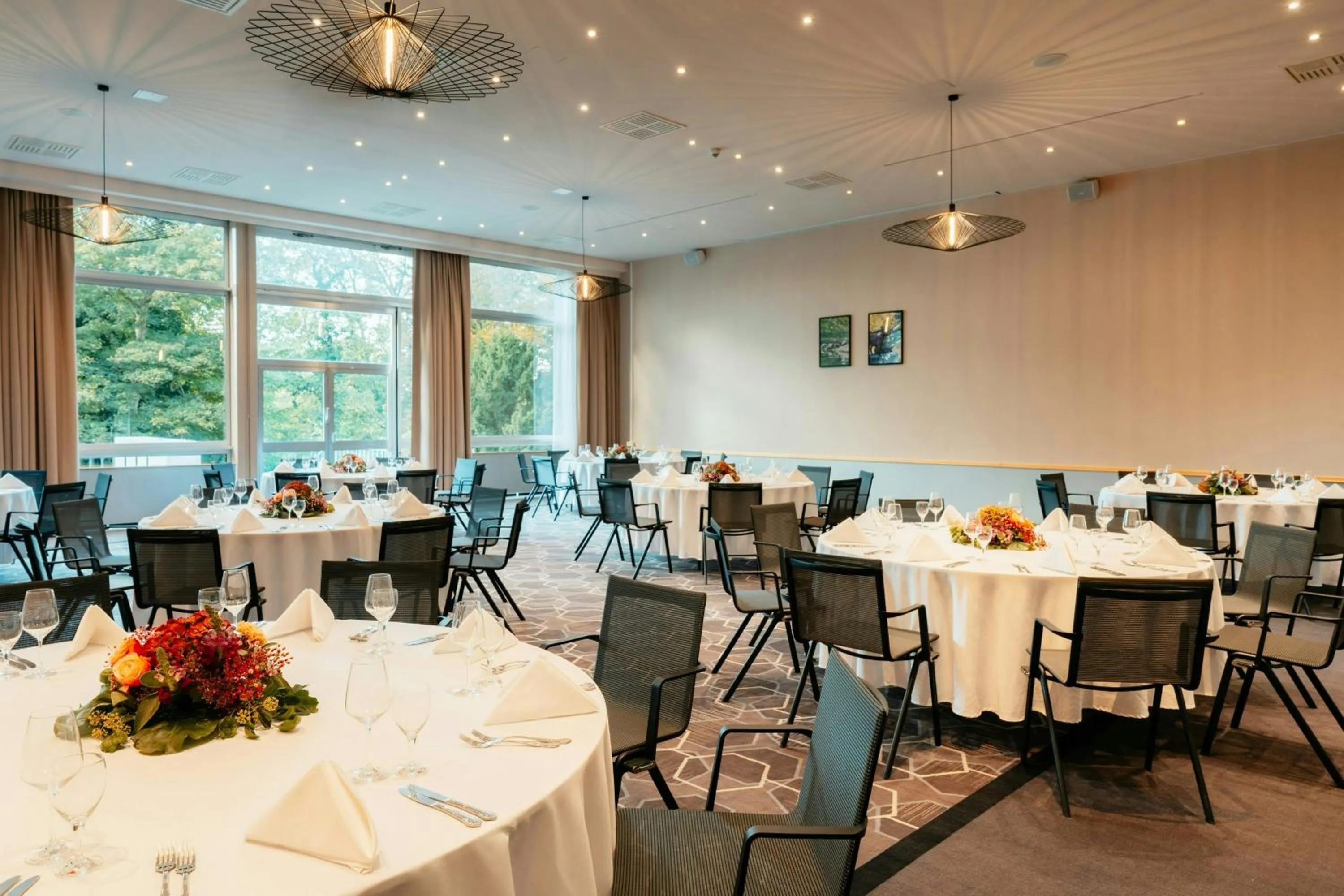 Meeting/conference room in Leonardo Royal Hotel Köln - Am Stadtwald