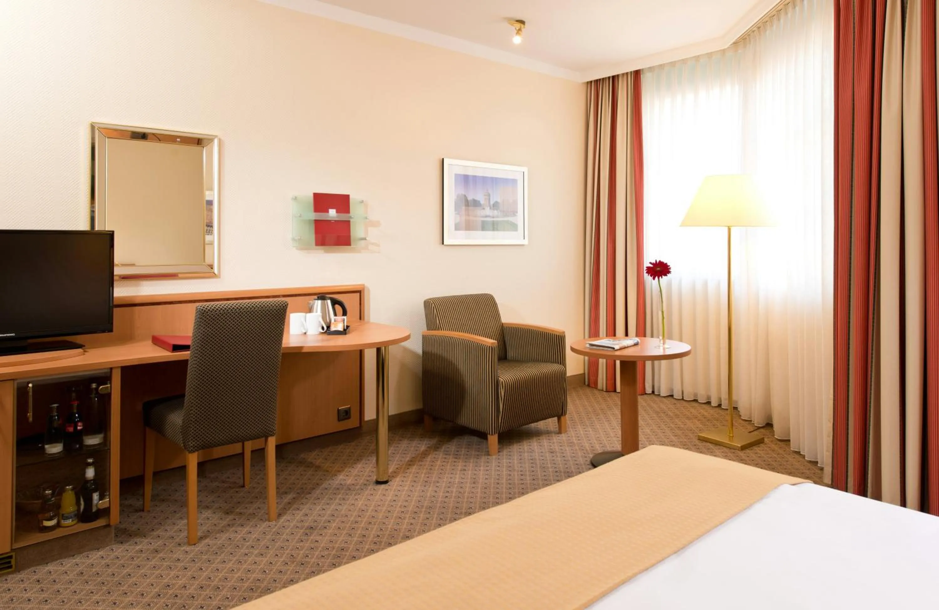 Bedroom, Bed in Leonardo Hotel Mannheim City Center