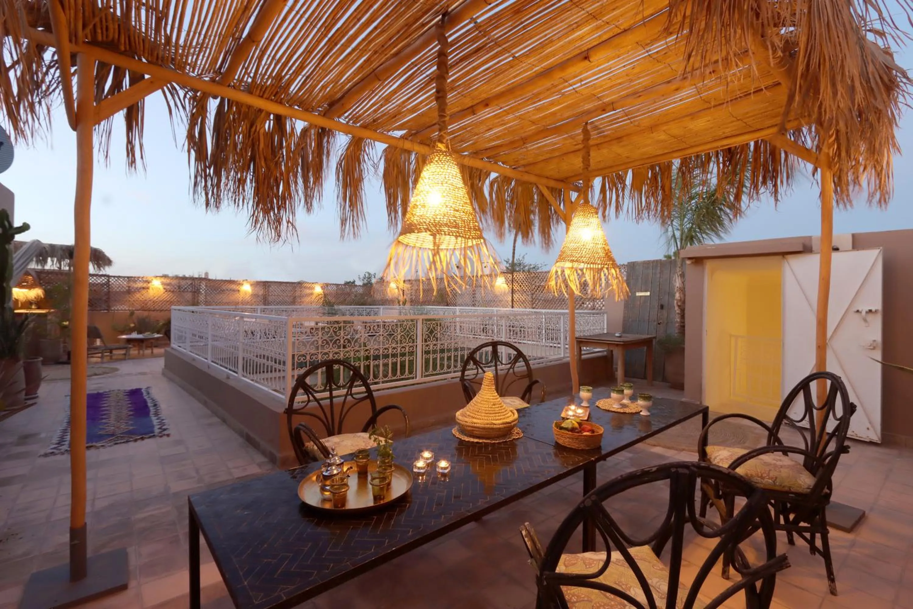 Patio in Riad NaaNaa Bed & Breakfast
