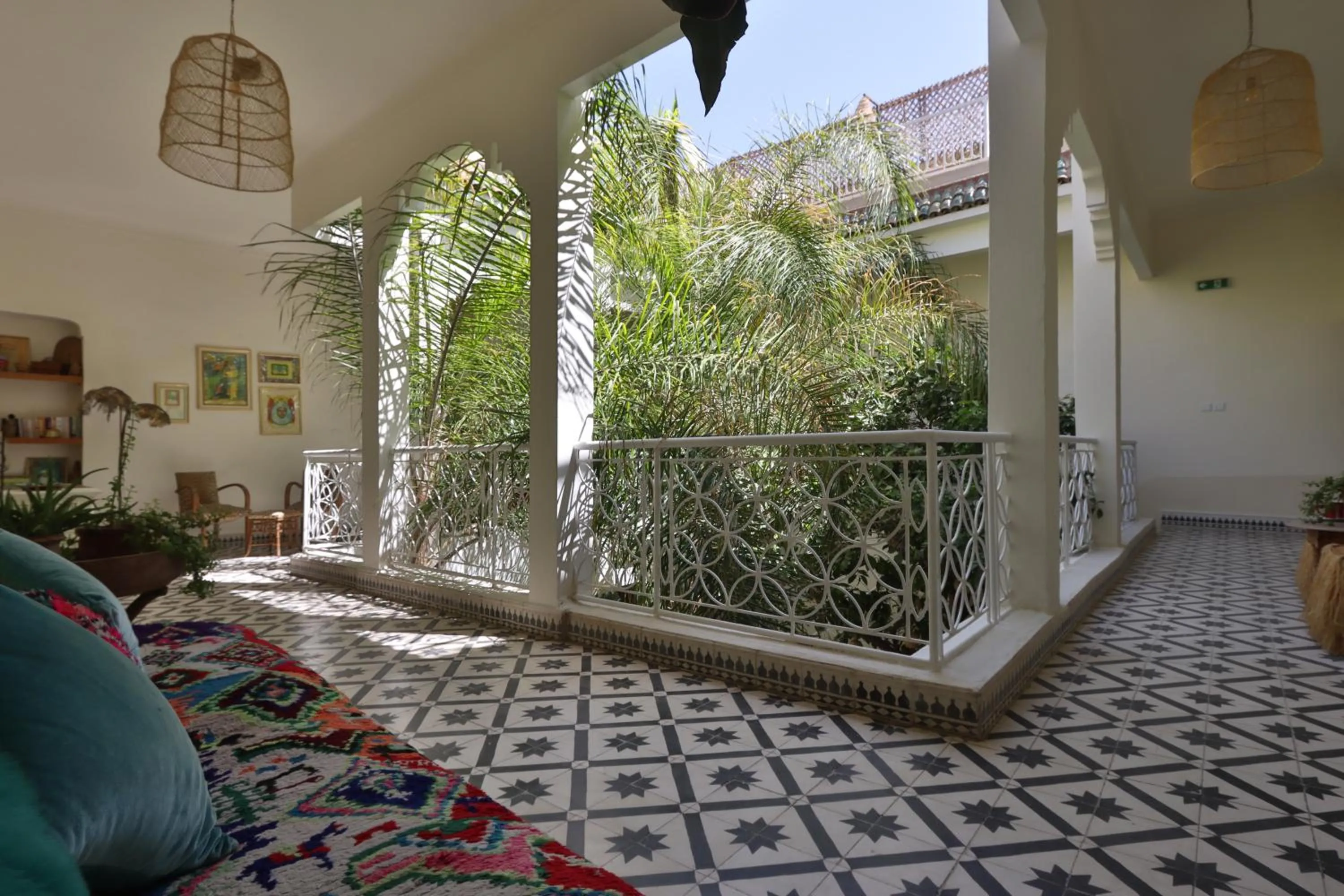 Patio in Riad NaaNaa Bed & Breakfast
