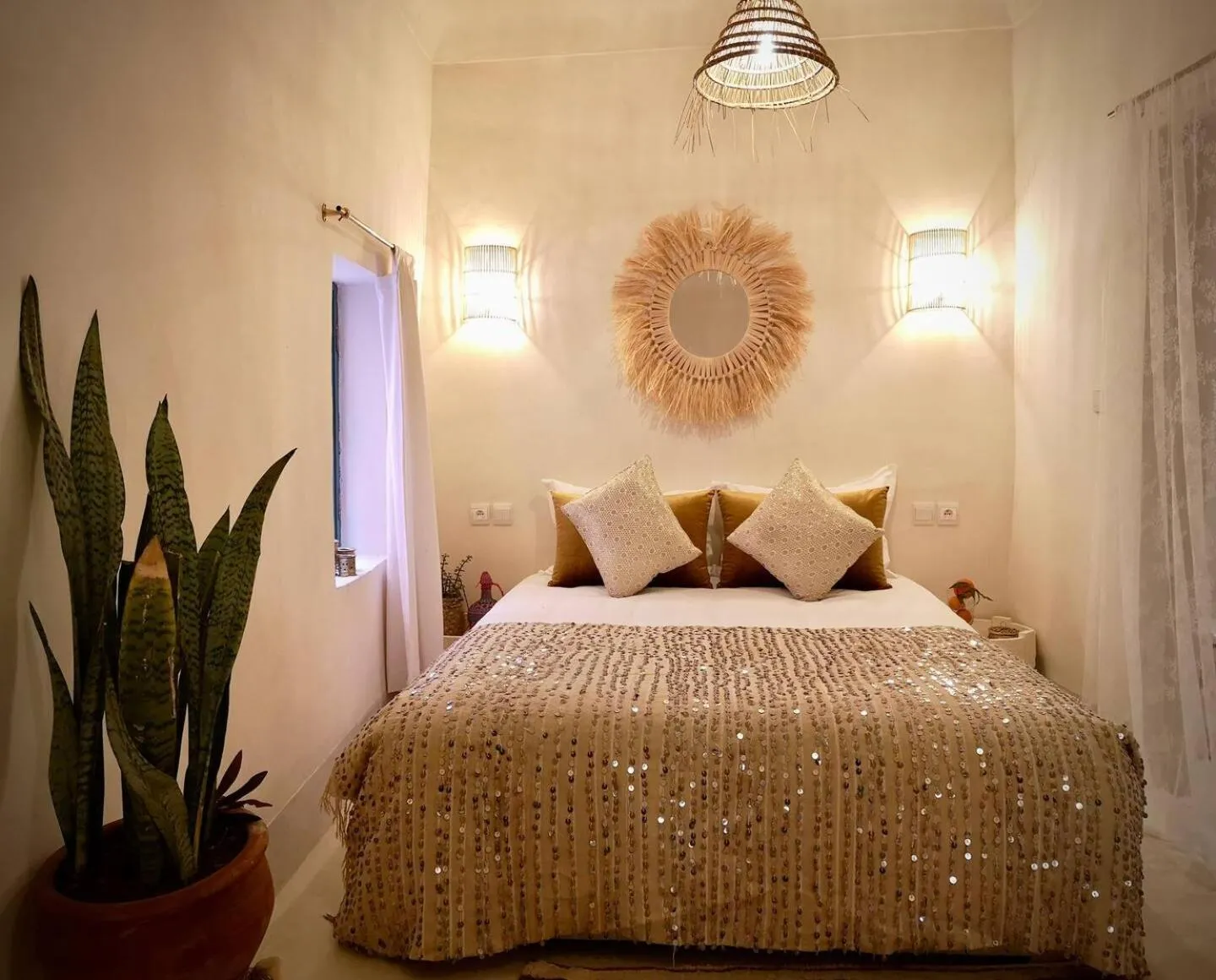 Bed in Riad NaaNaa Bed & Breakfast