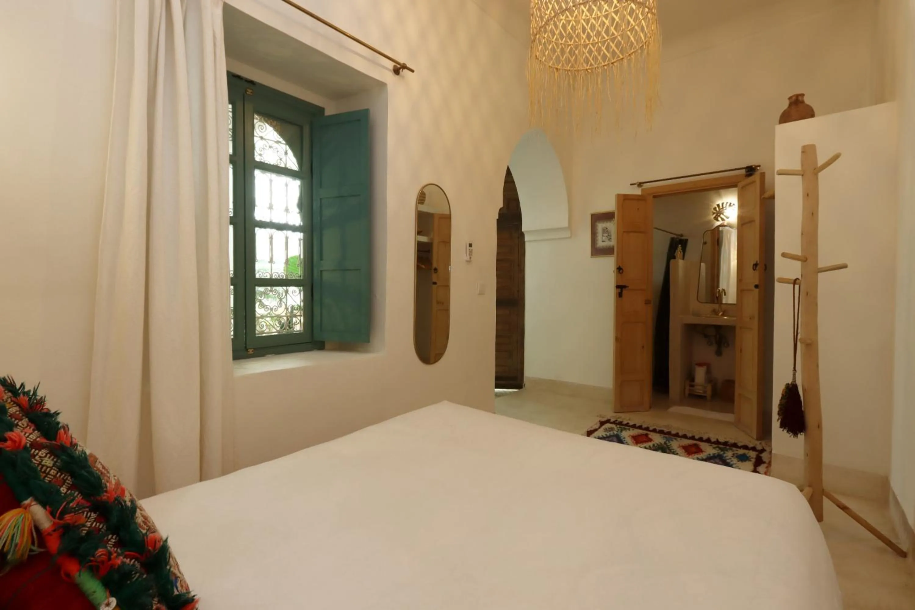 Bed in Riad NaaNaa Bed & Breakfast