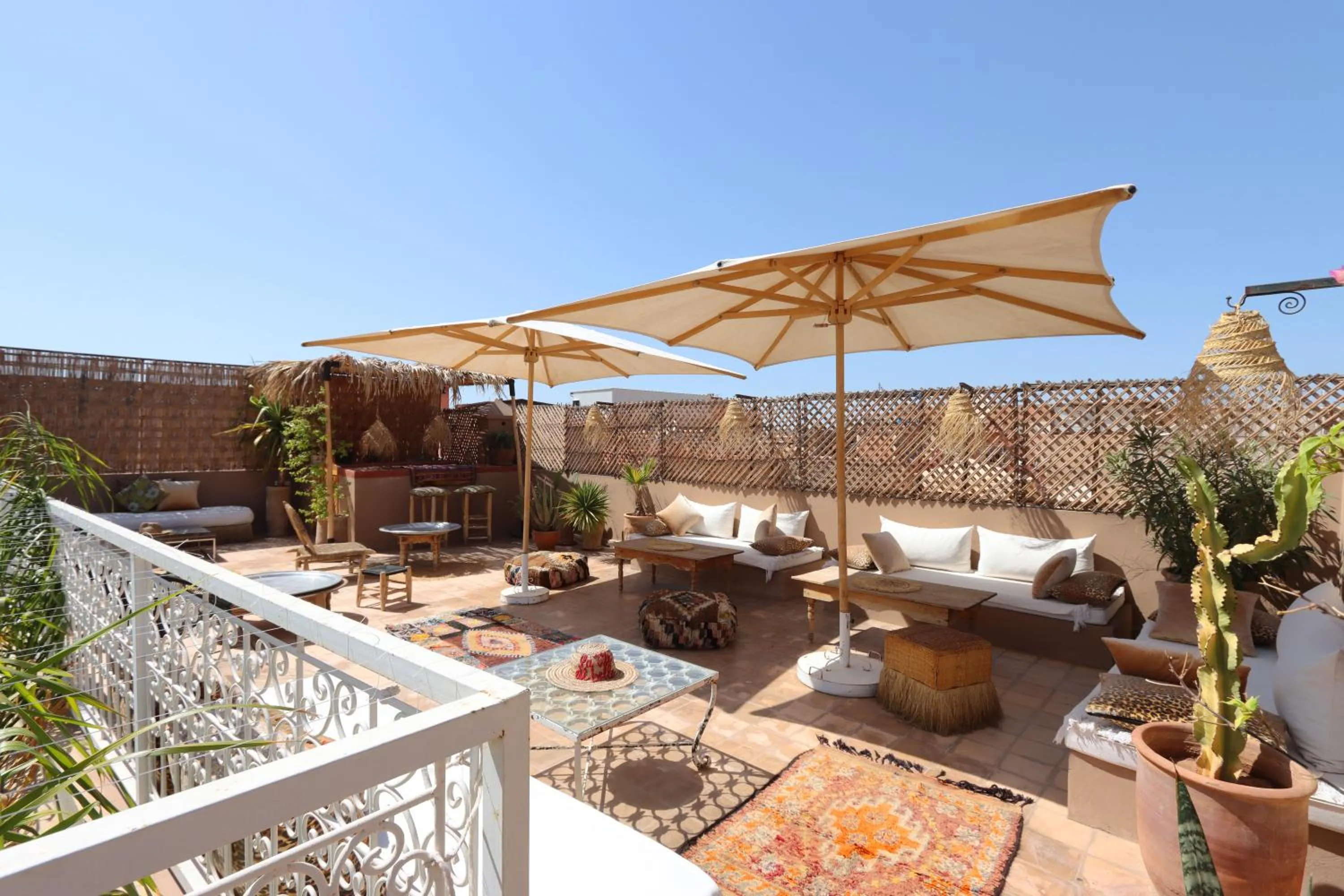 Patio in Riad NaaNaa Bed & Breakfast