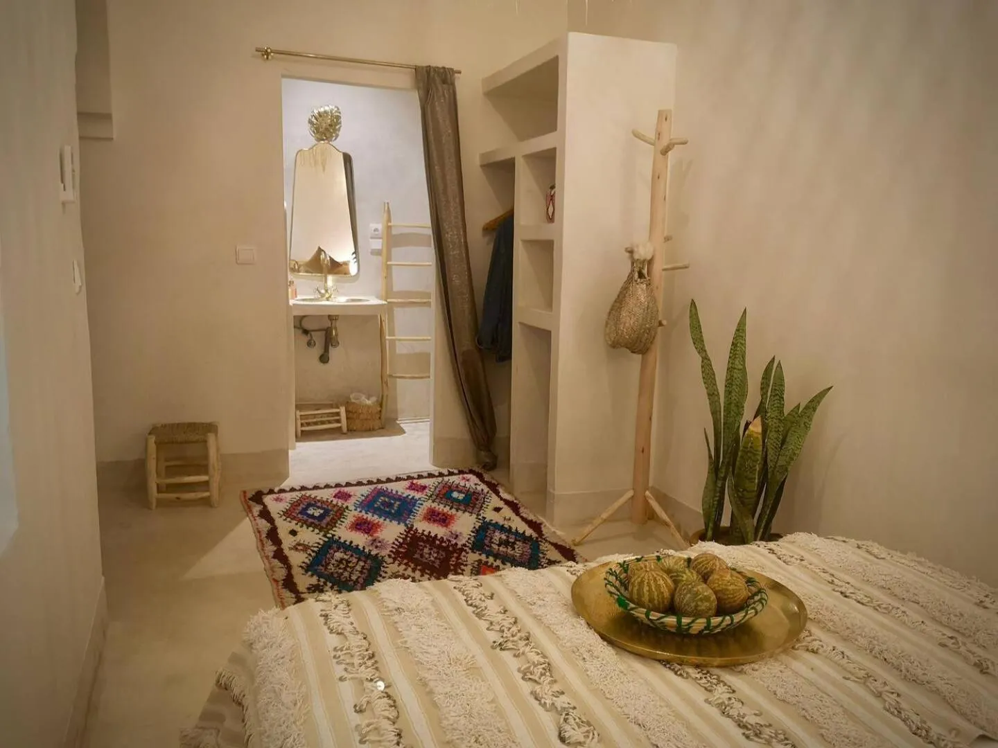 Bed in Riad NaaNaa Bed & Breakfast