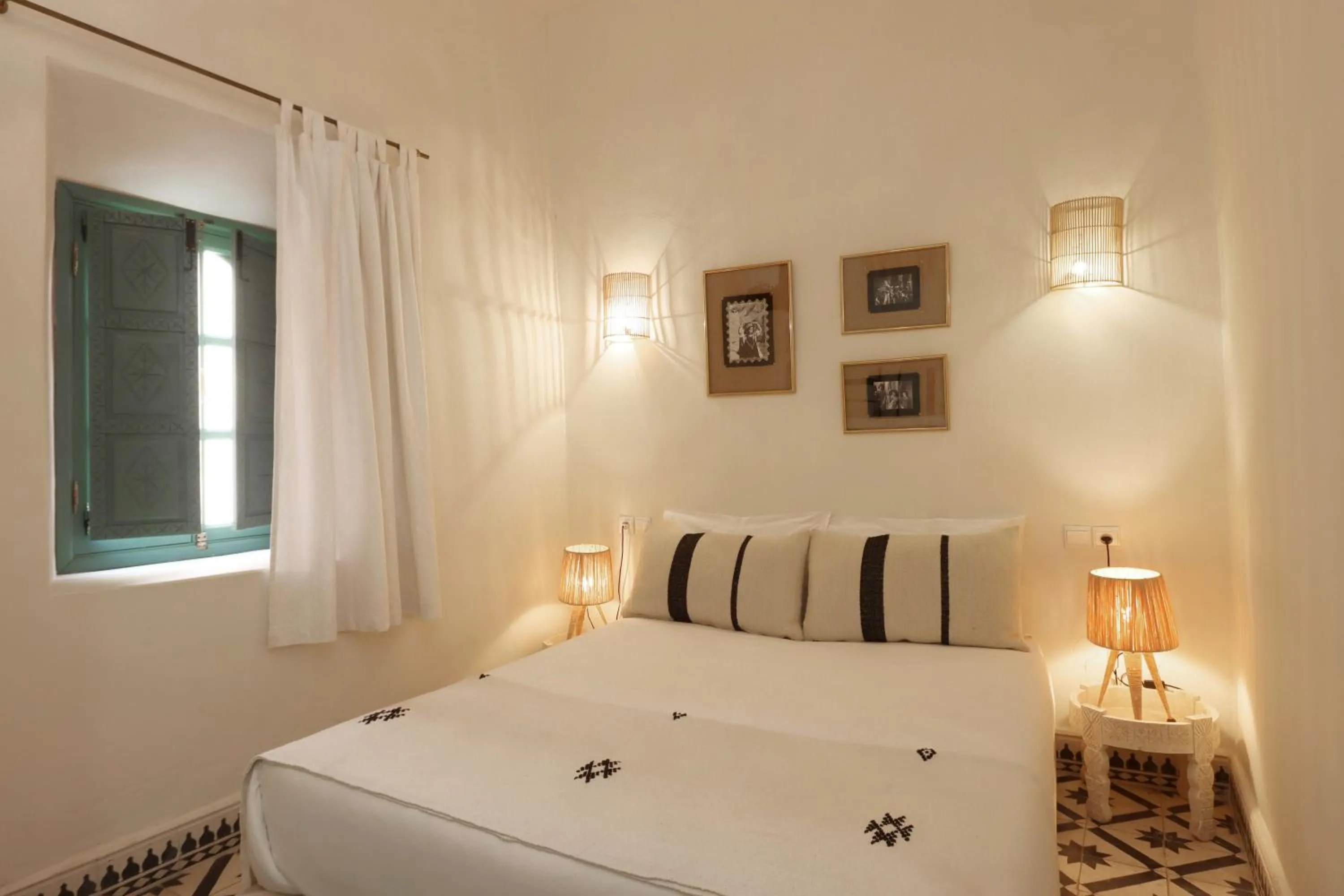 Bed in Riad NaaNaa Bed & Breakfast
