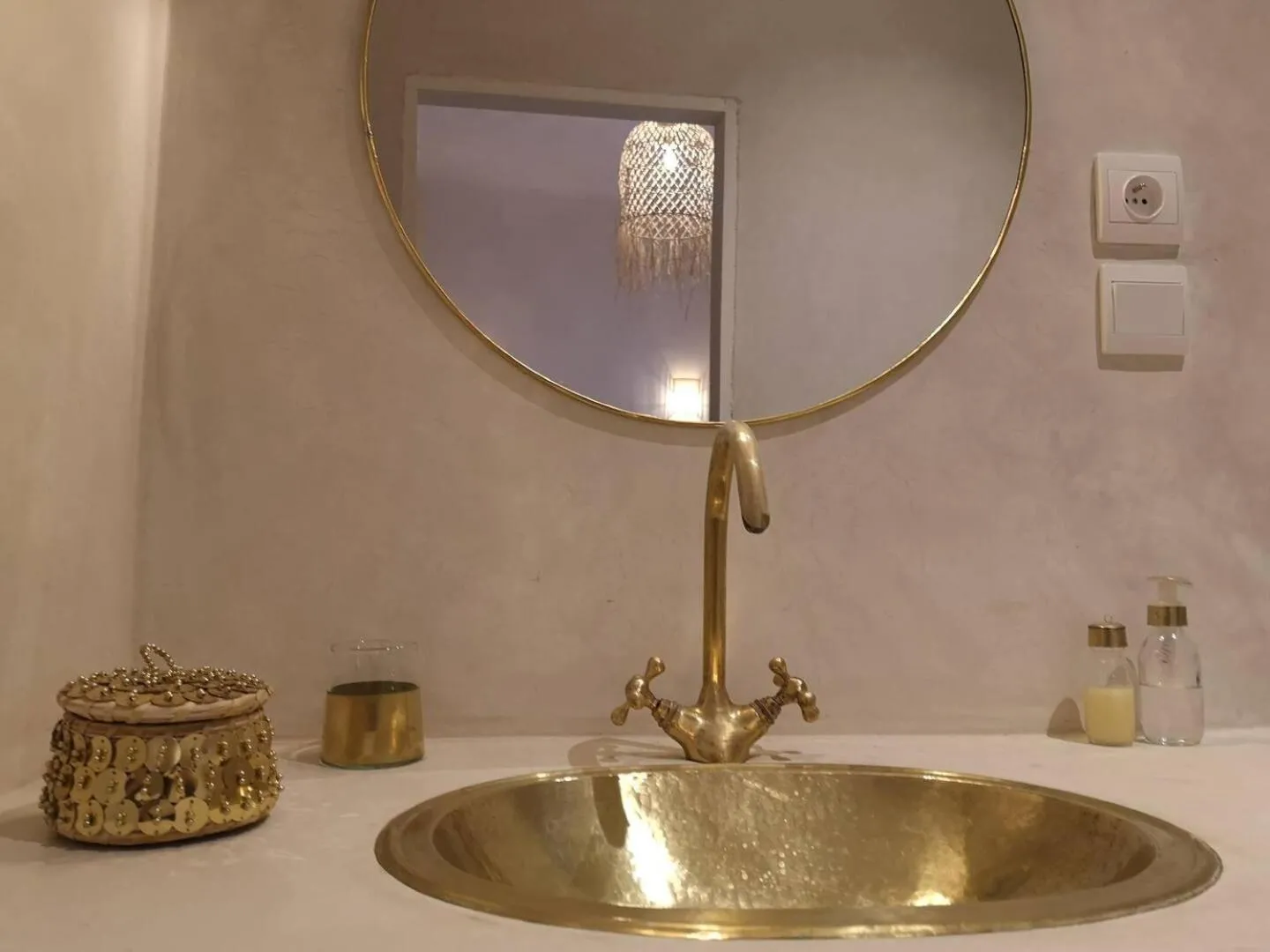 Bathroom in Riad NaaNaa Bed & Breakfast