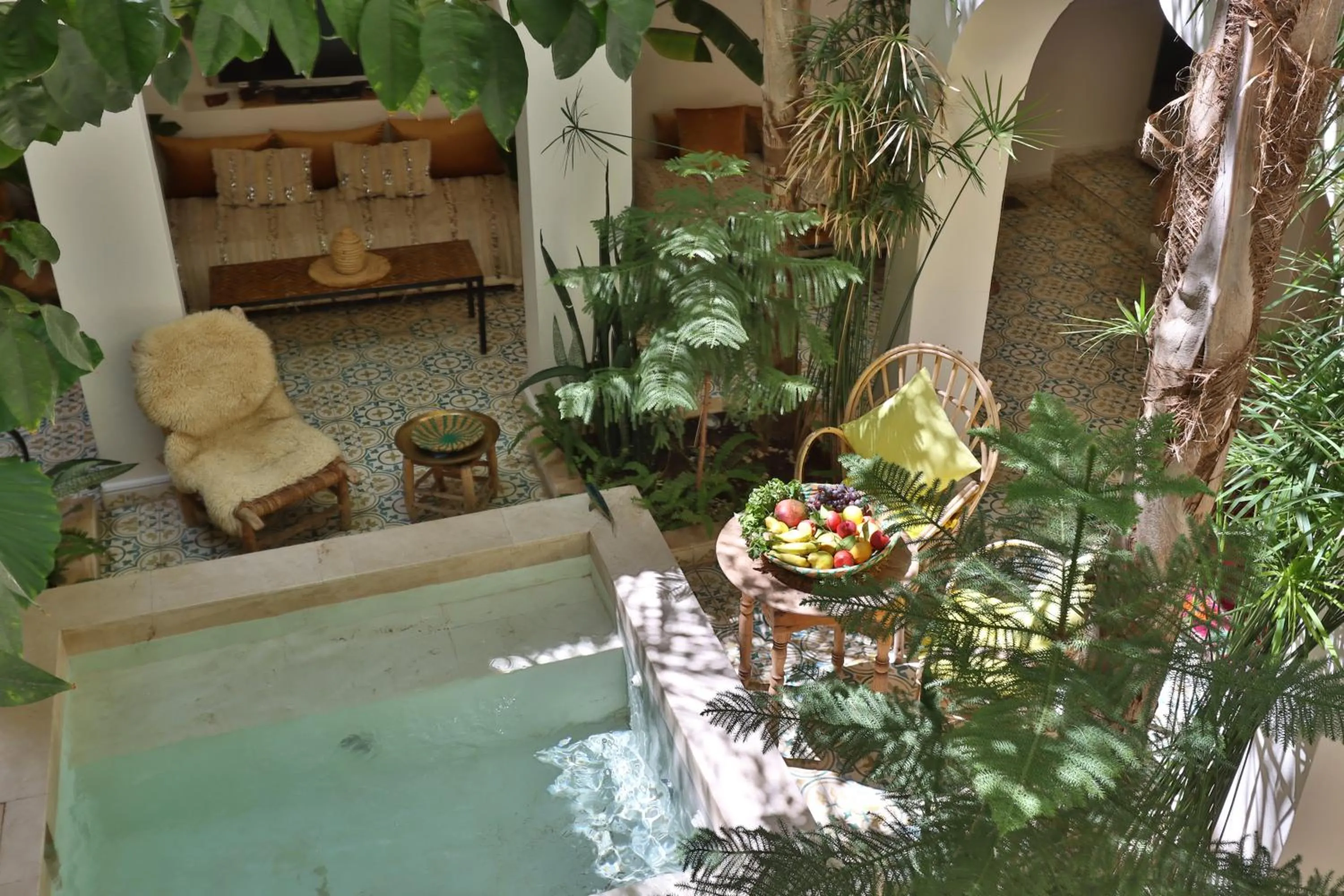 Patio in Riad NaaNaa Bed & Breakfast