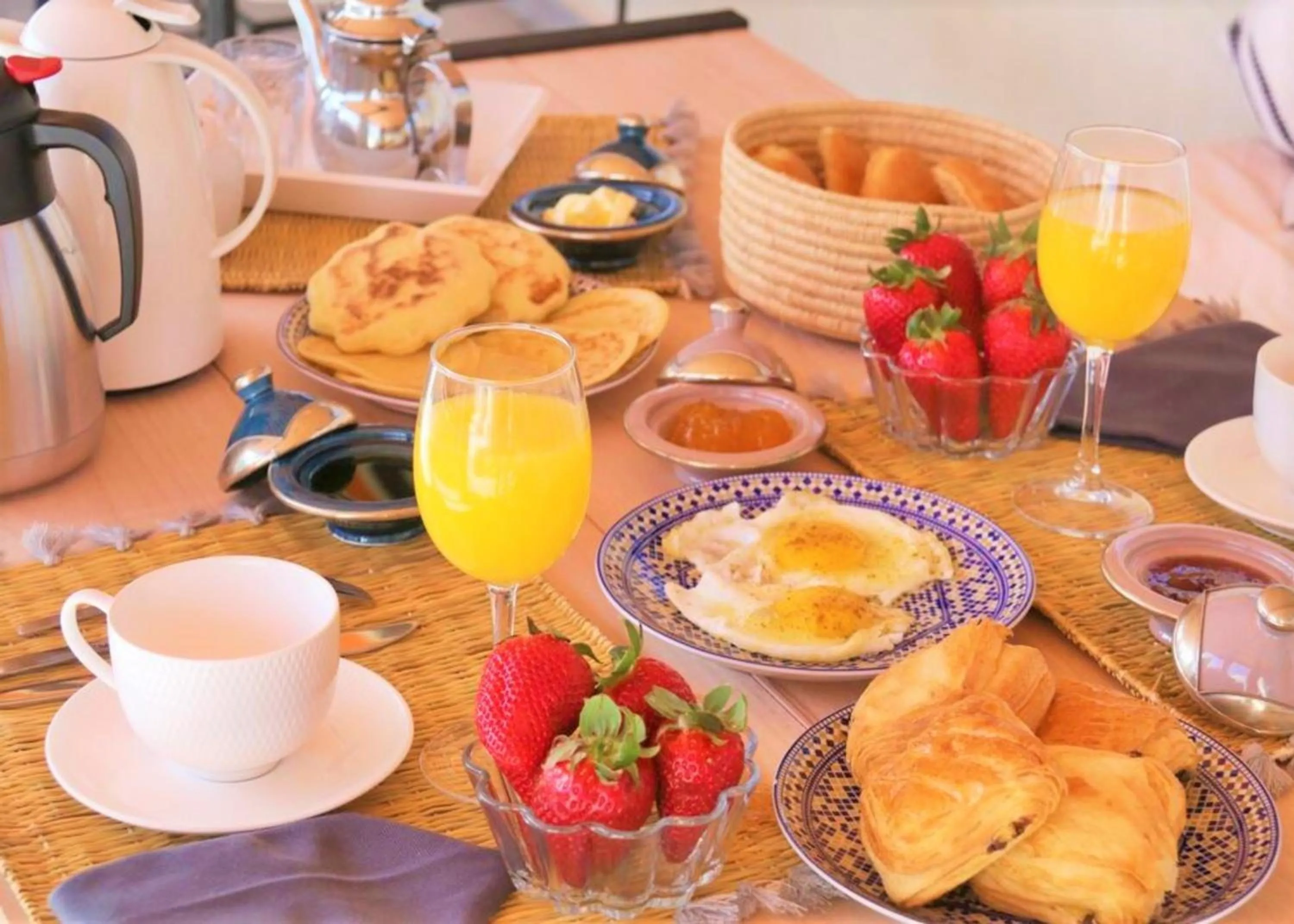 Breakfast in Riad NaaNaa Bed & Breakfast