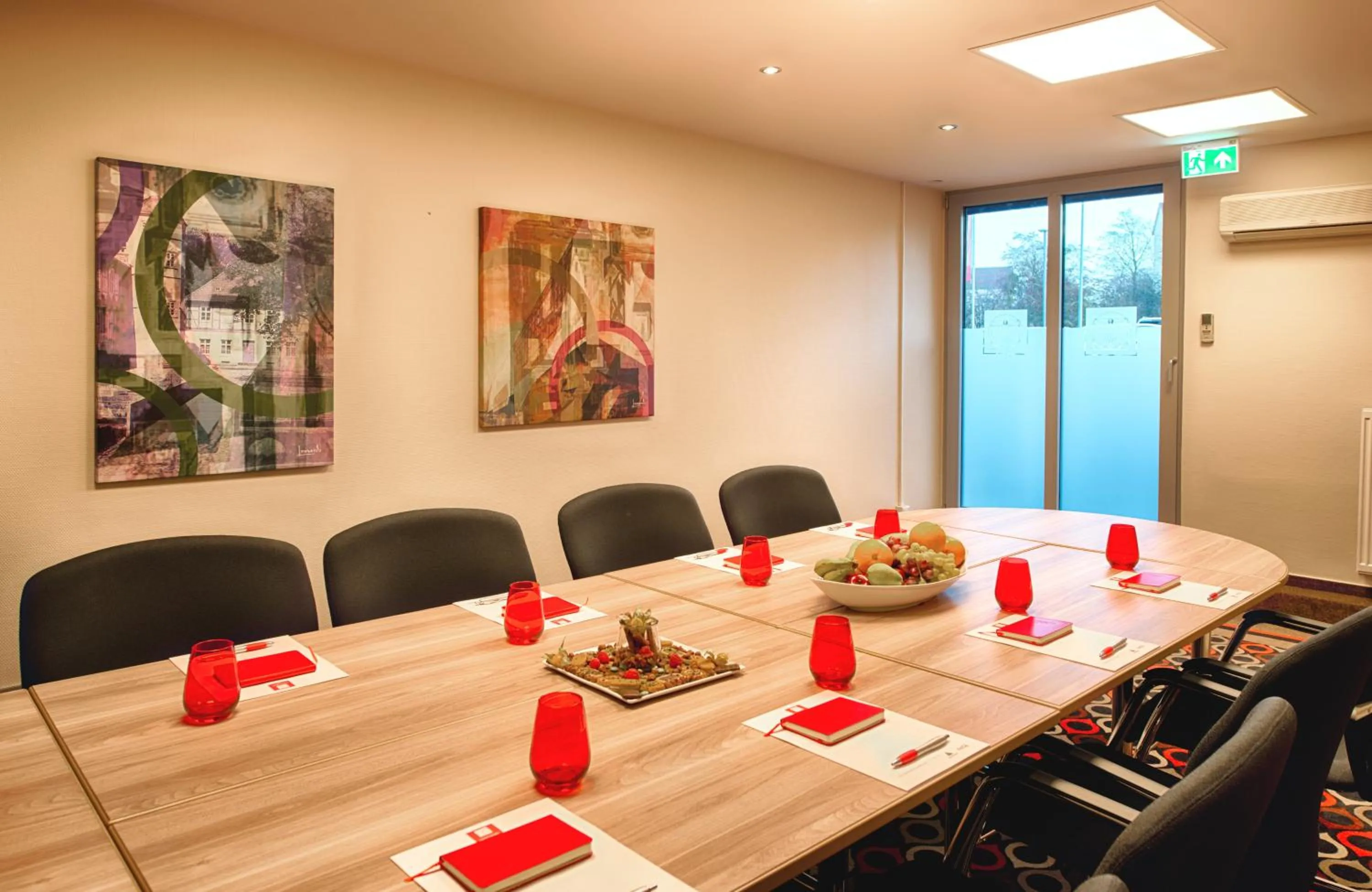 Meeting/conference room in Leonardo Hotel Wolfsburg City Center