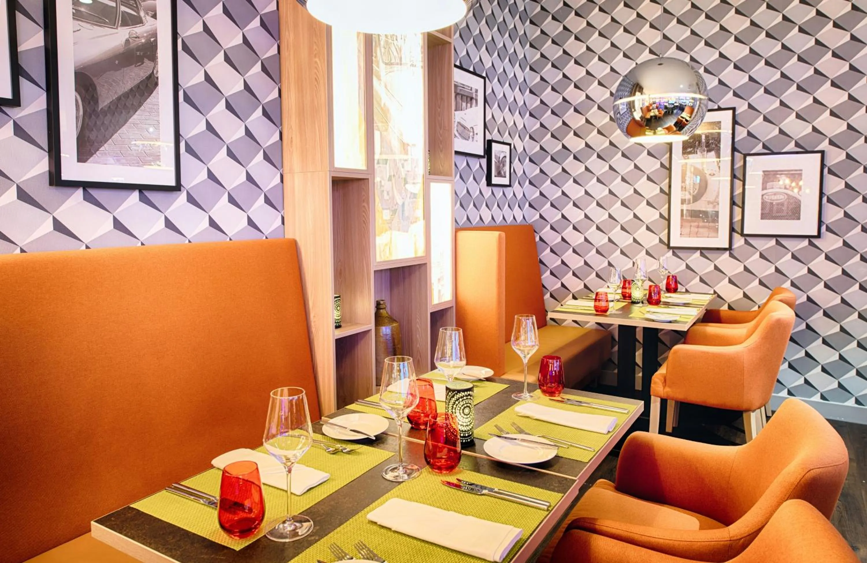 Restaurant/places to eat in Leonardo Hotel Wolfsburg City Center