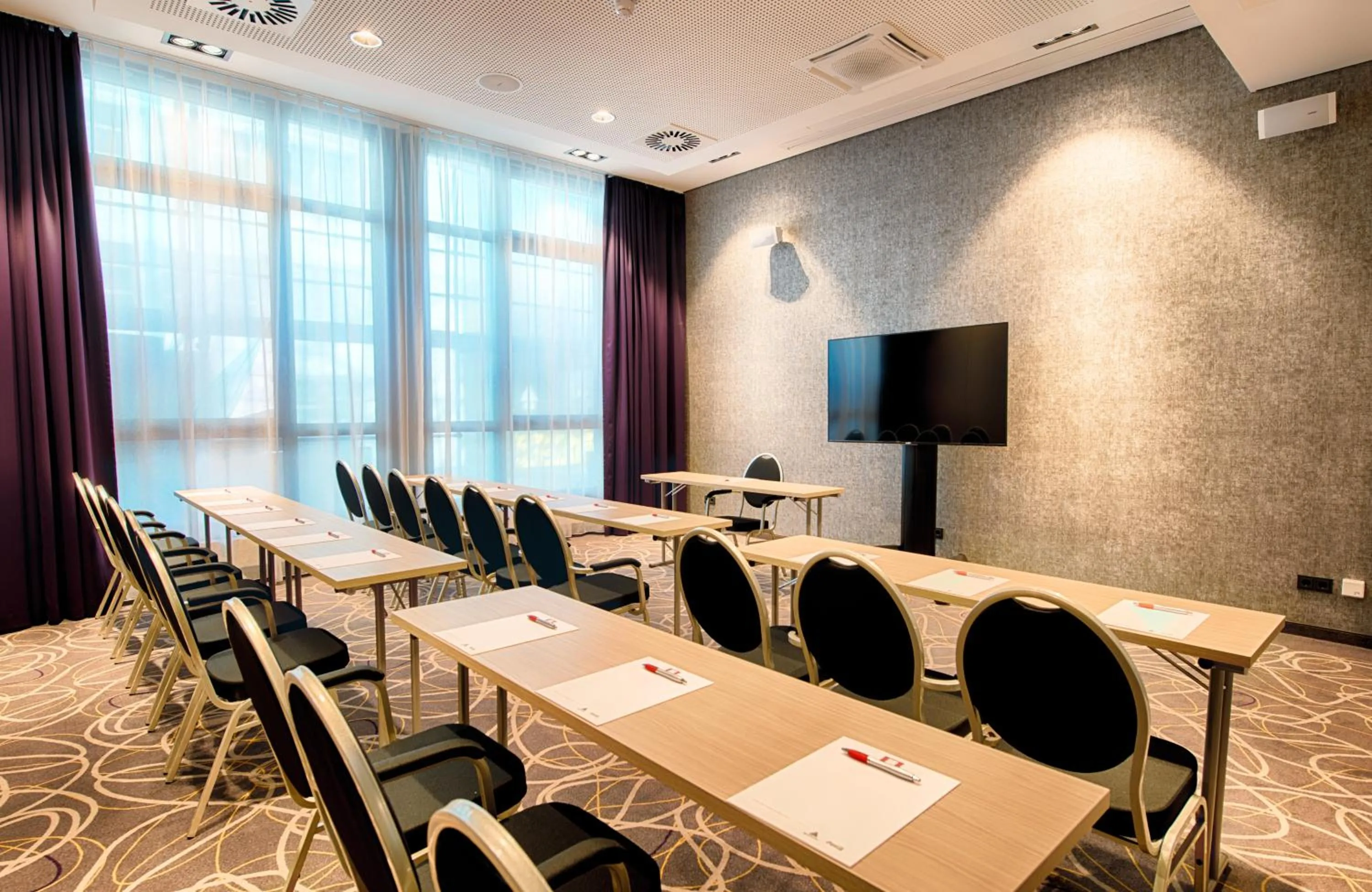 Meeting/conference room in Leonardo Hotel Wolfsburg City Center