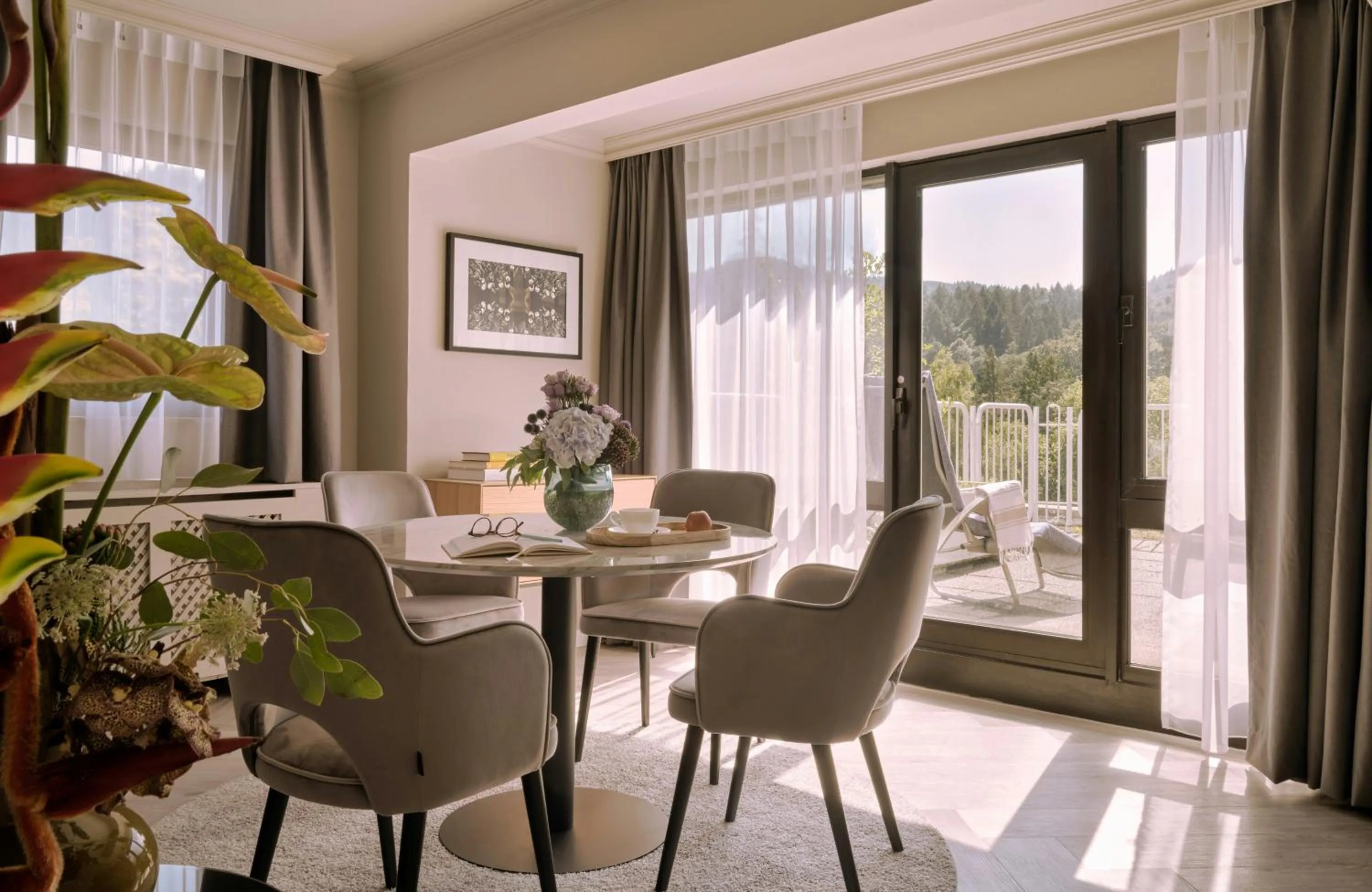 Photo of the whole room in Leonardo Royal Hotel Baden- Baden