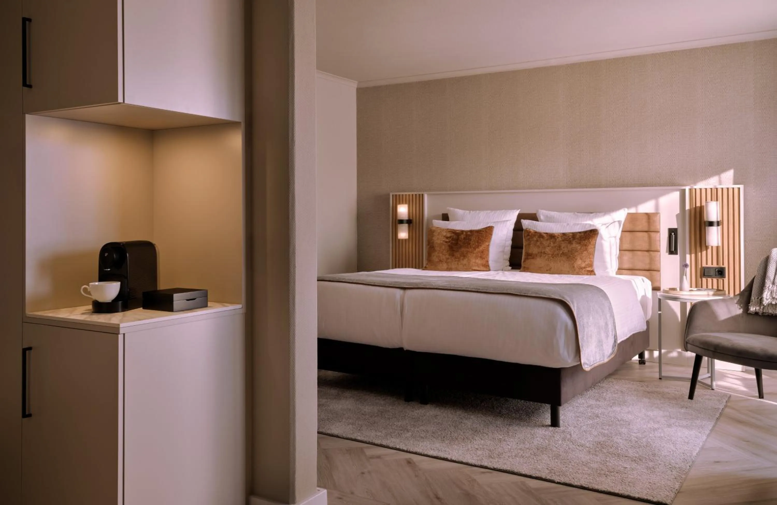 Photo of the whole room, Bed in Leonardo Royal Hotel Baden- Baden