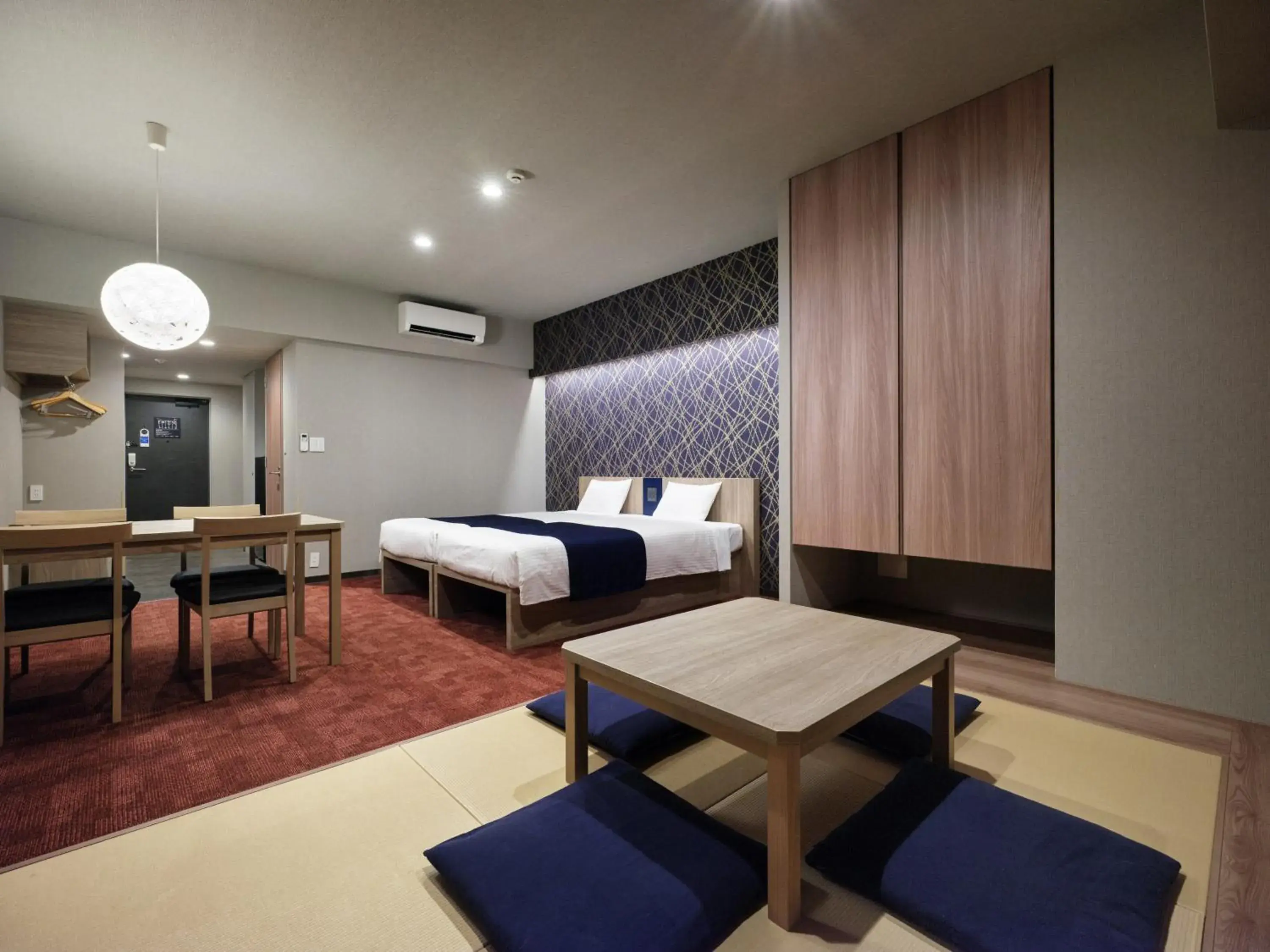 Bed in MONday Apart Nihonbashi Ningyocho Bed in MONday Apart Nihonbashi Ningyocho