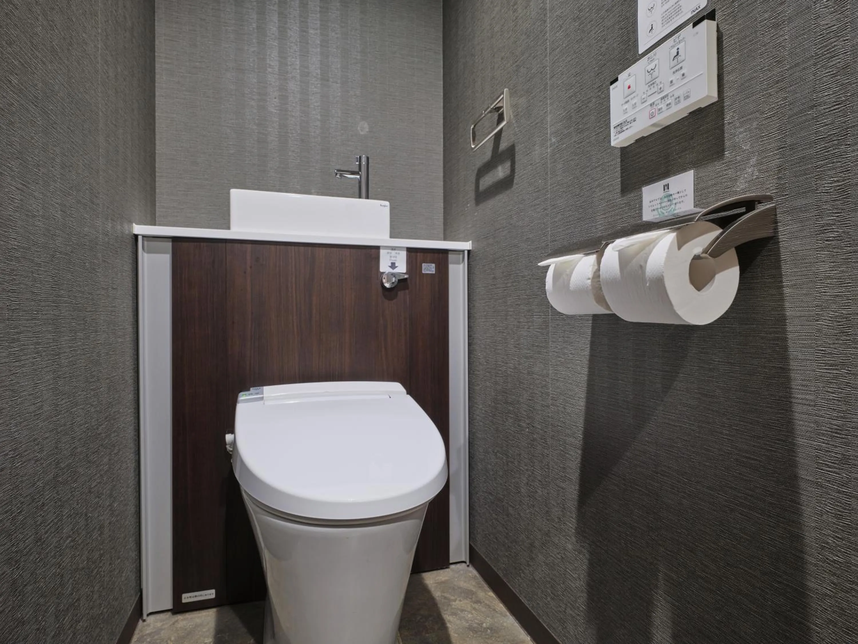 MONday Apart Nihonbashi Ningyocho