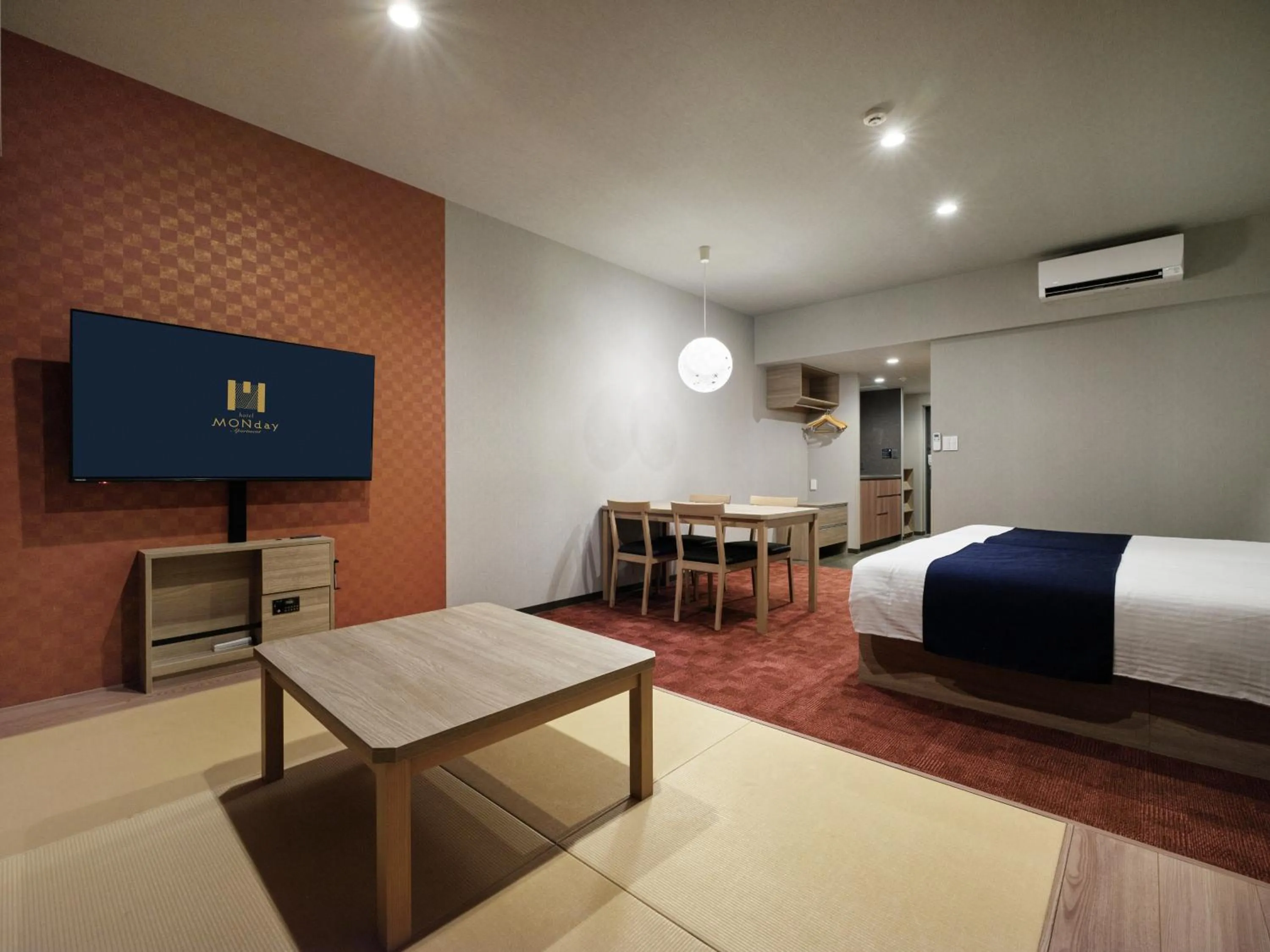 Bed in MONday Apart Nihonbashi Ningyocho