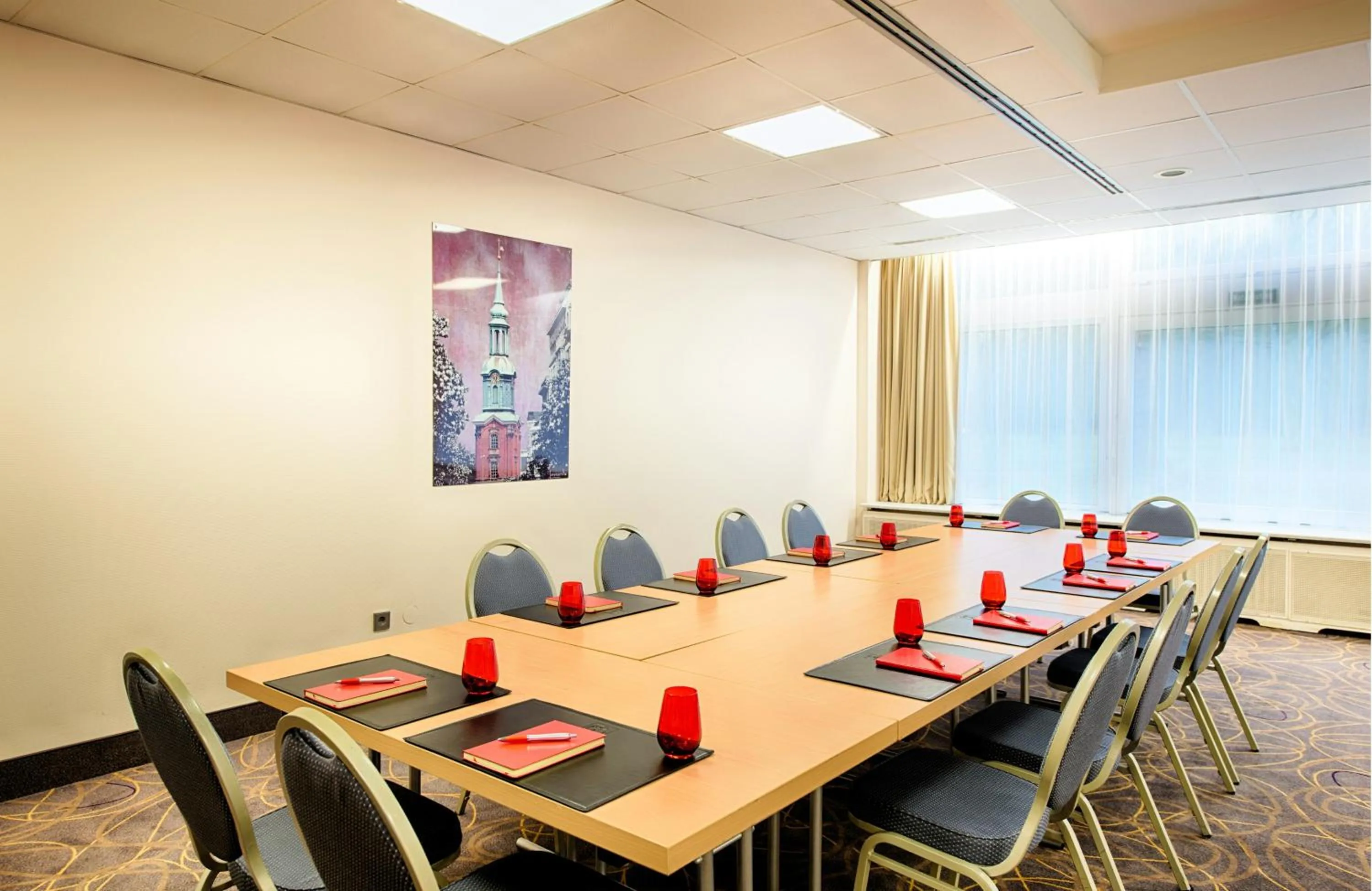 Meeting/conference room in Leonardo Hotel Hamburg City Nord