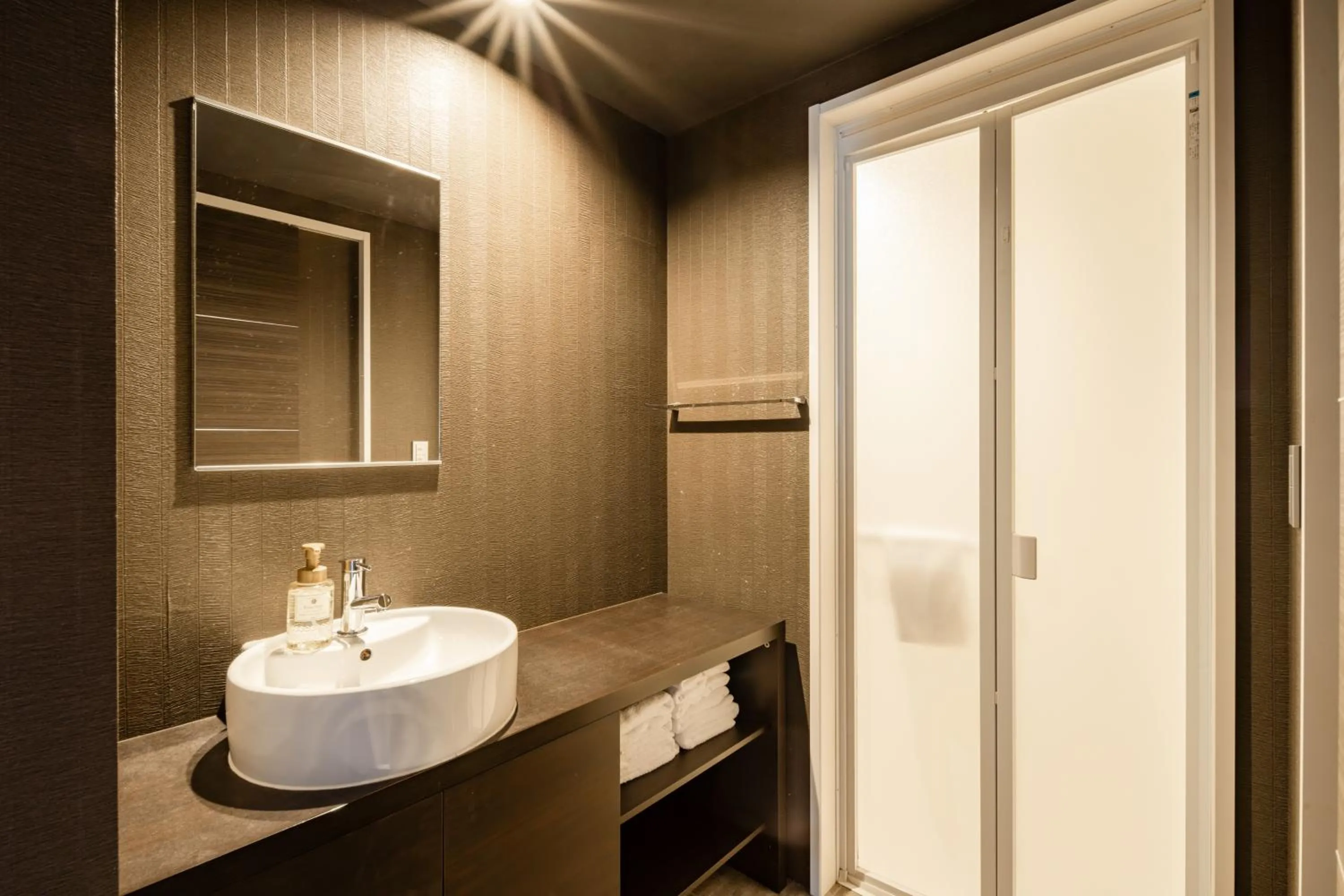 GRAND BASE Moji Nagomi