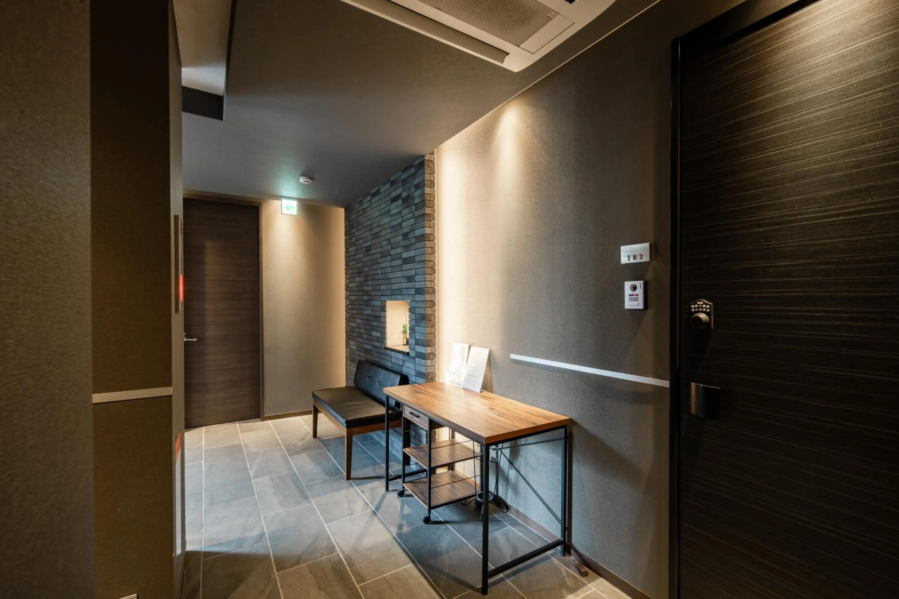 GRAND BASE Moji Nagomi