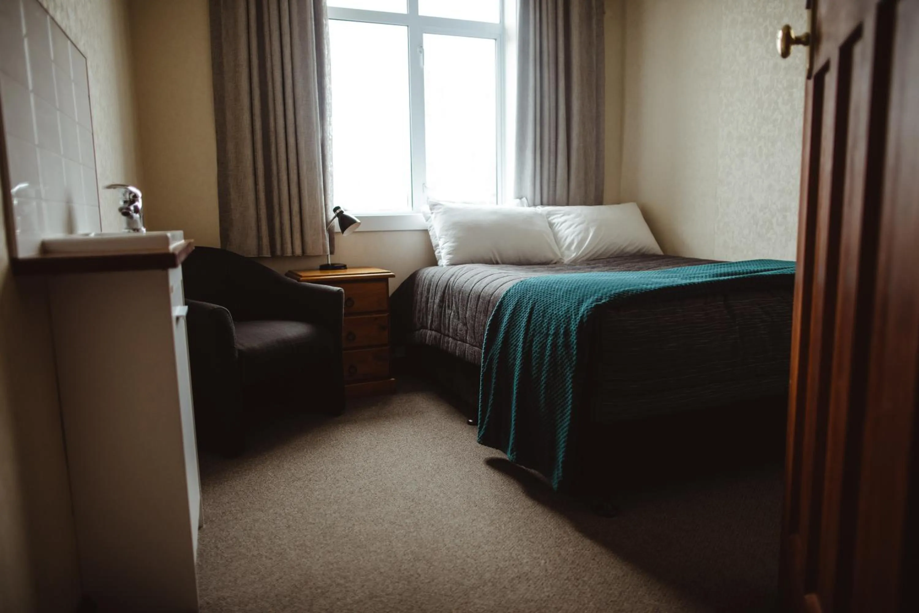 Makikihi Country Hotel