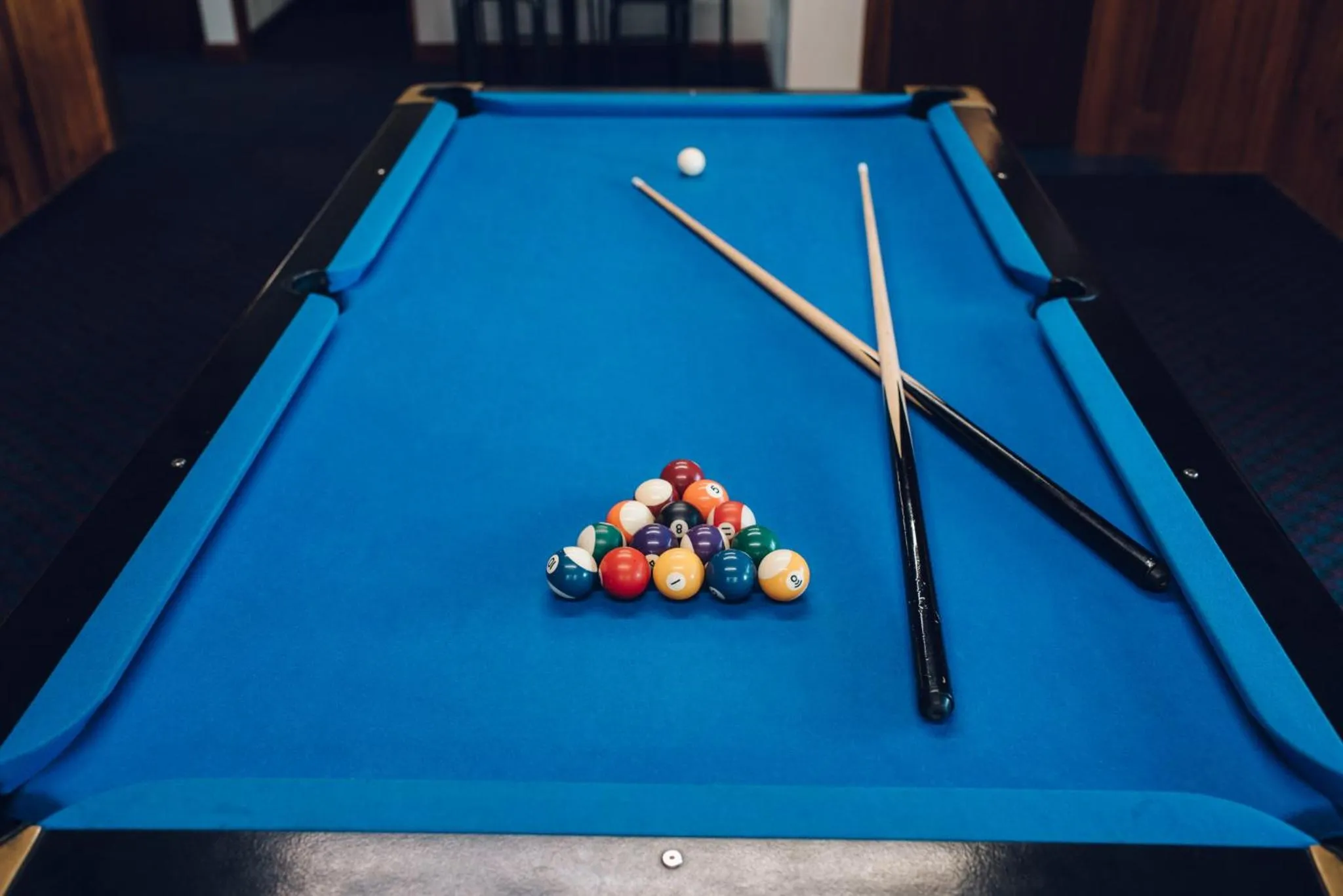 Billiard in Makikihi Country Hotel