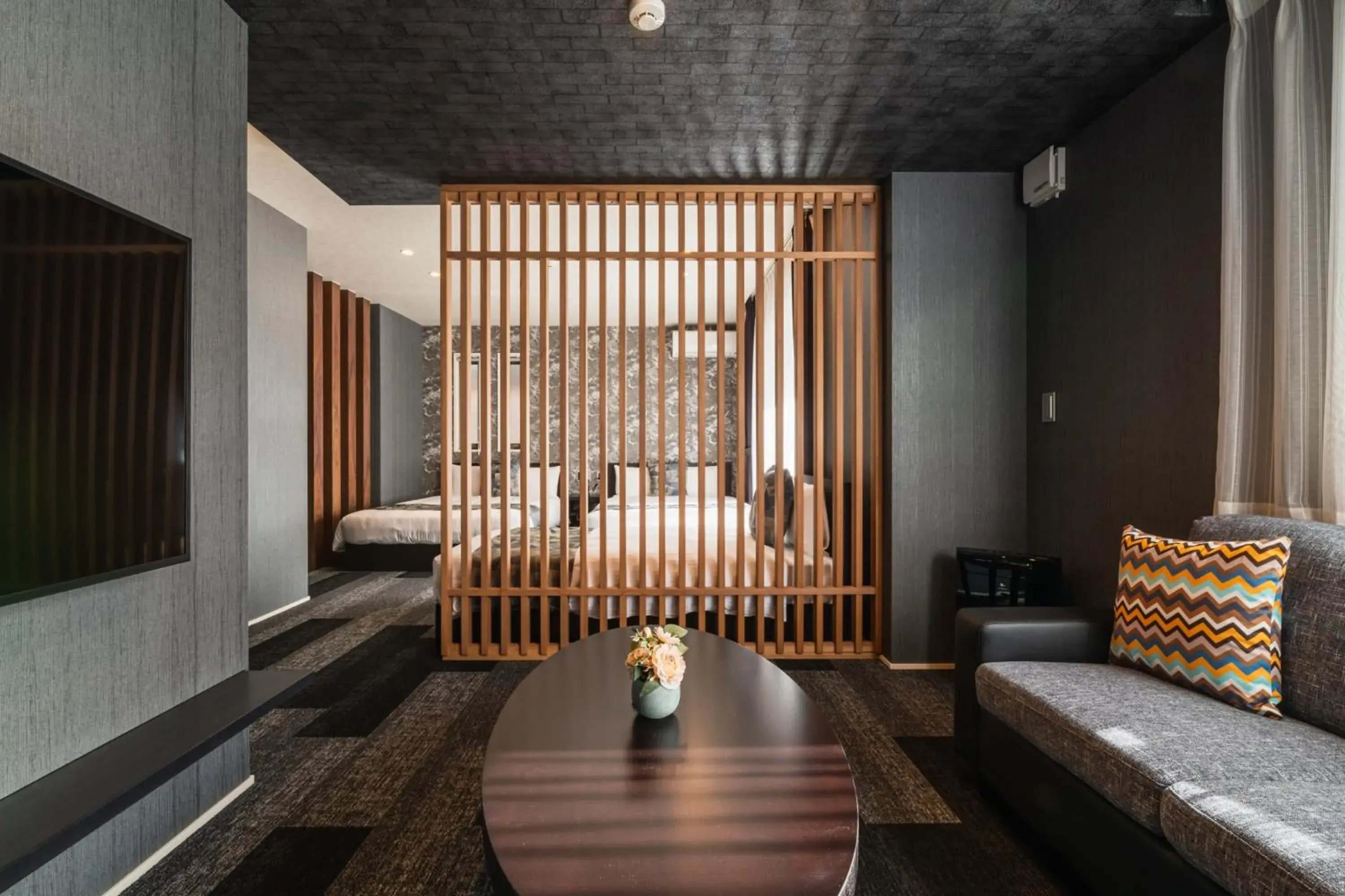 Photo of the whole room, Bed in GRAND BASE Mojiko Ekimae Photo of the whole room, Bed in GRAND BASE Mojiko Ekimae