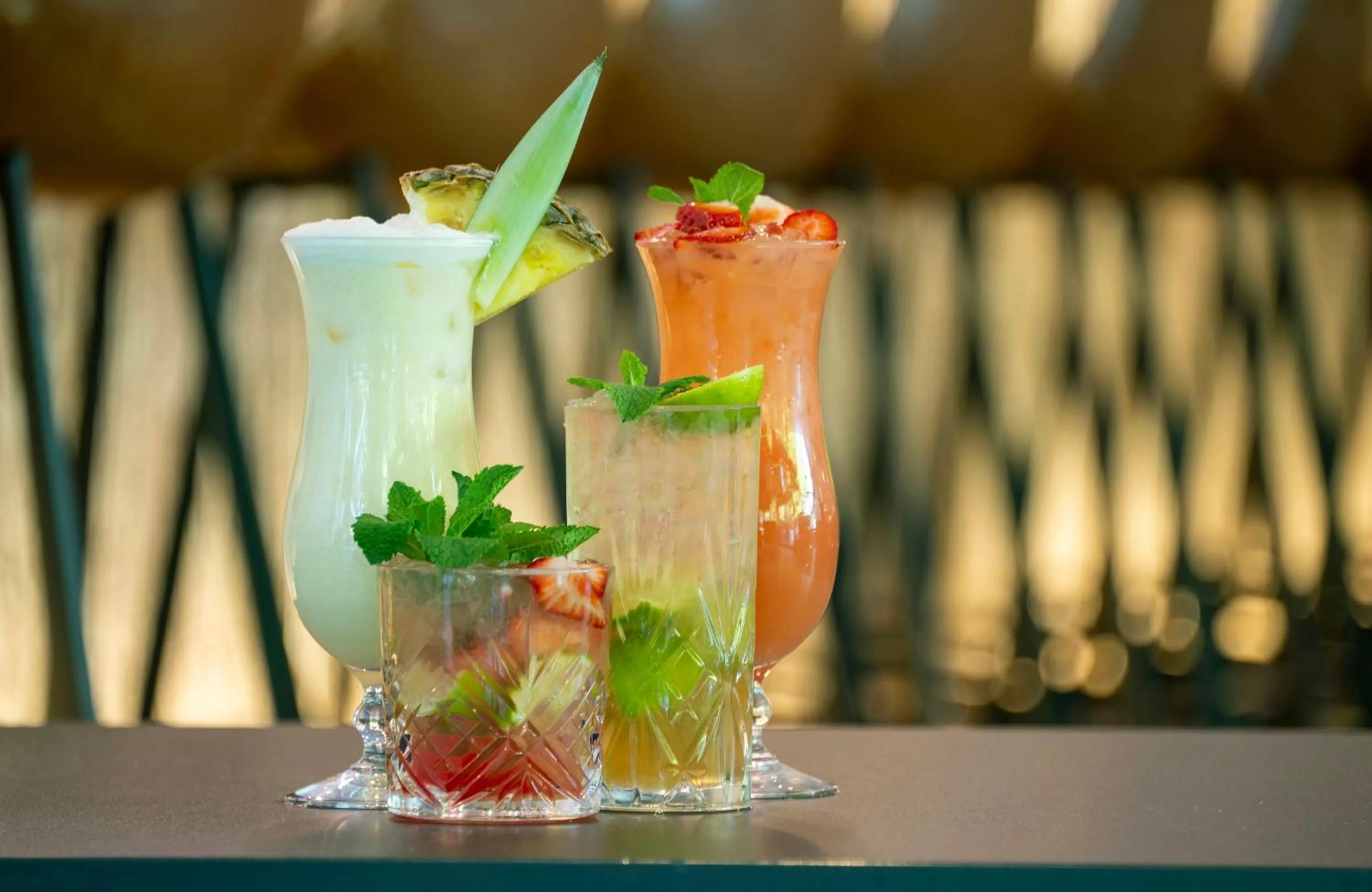 Lounge or bar in Leonardo Hotel Hannover