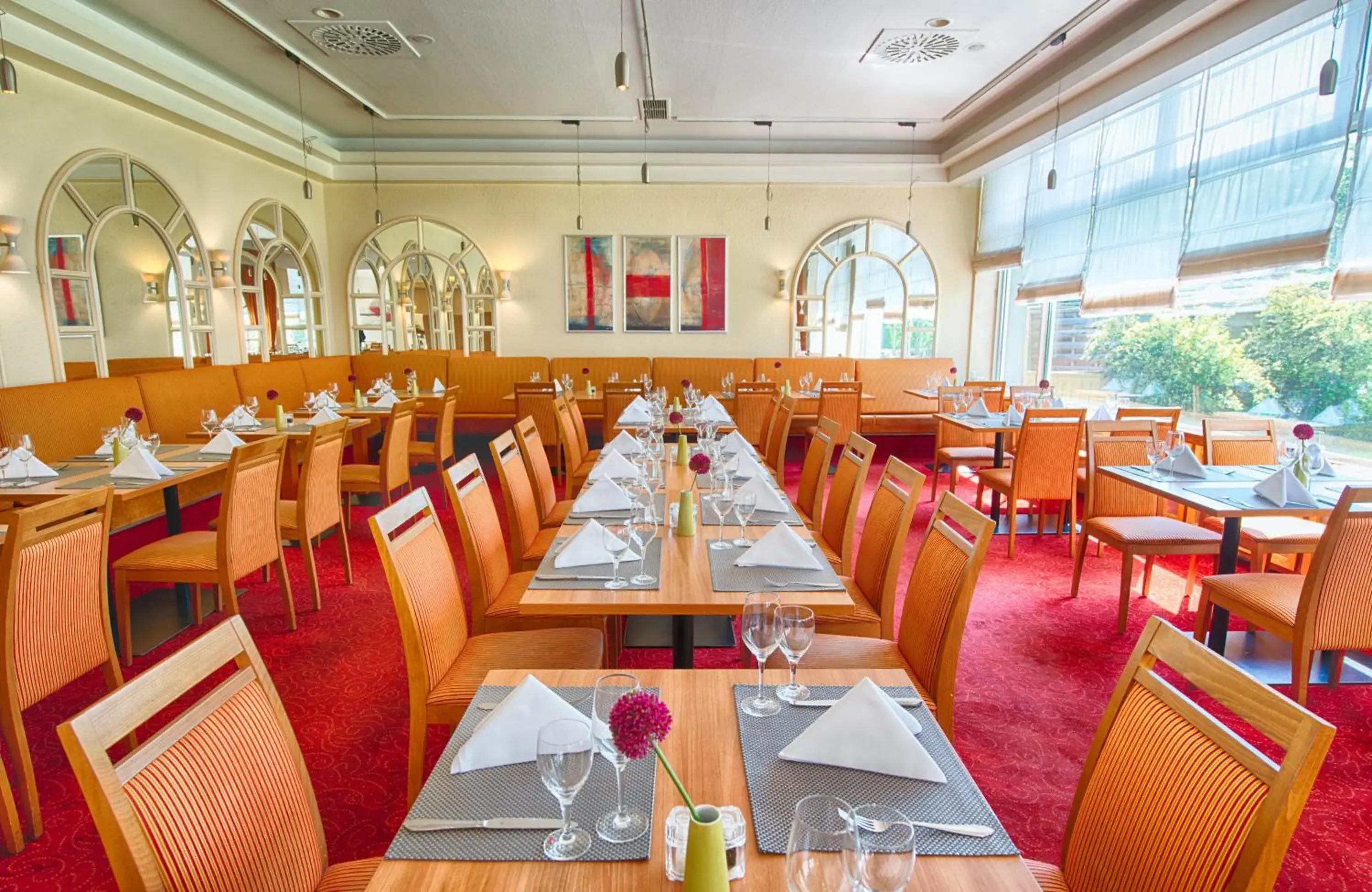 Restaurant/places to eat in Leonardo Hotel Karlsruhe Restaurant/places to eat in Leonardo Hotel Karlsruhe